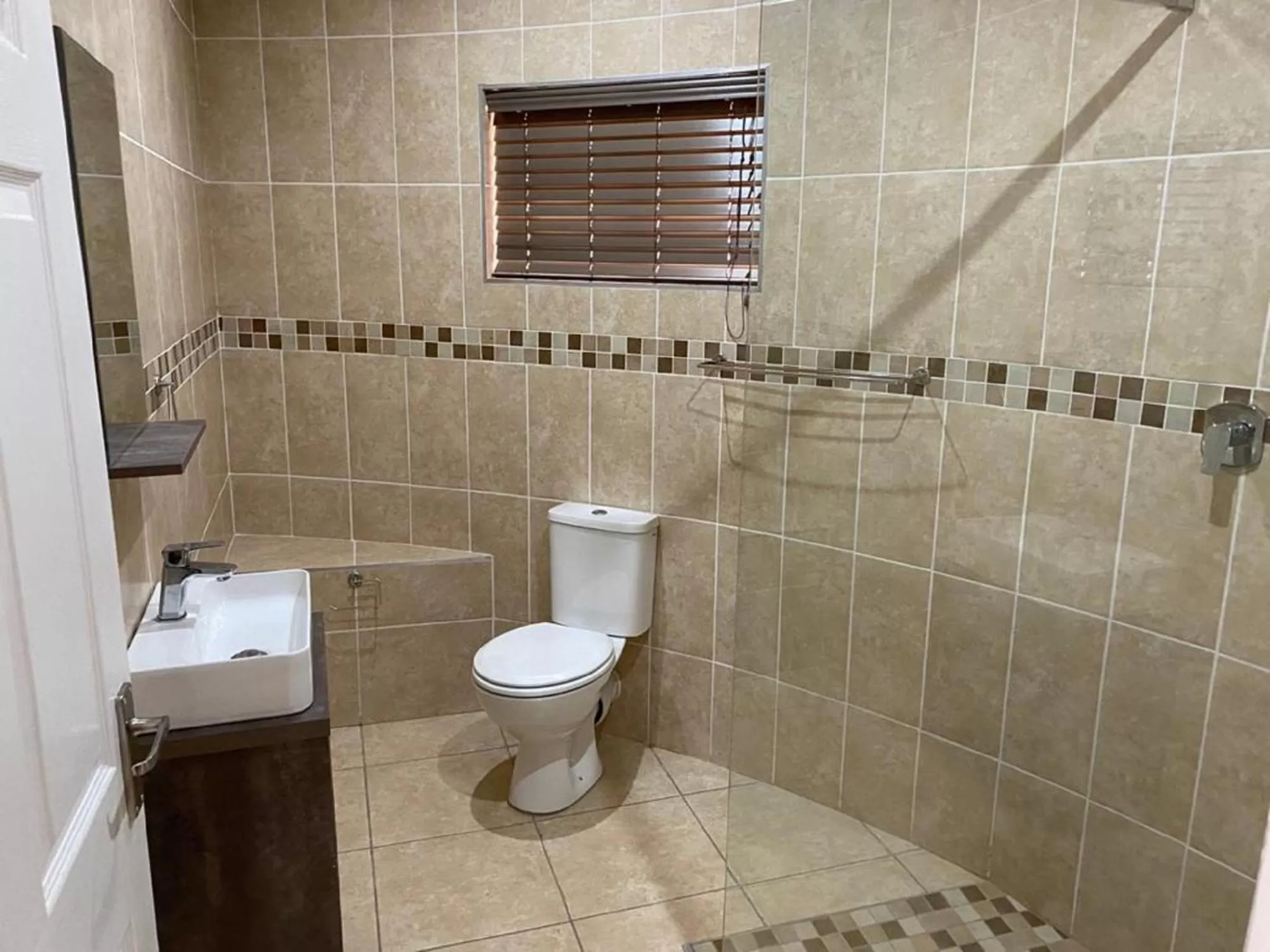 Bathroom in ATKV Buffelspoort