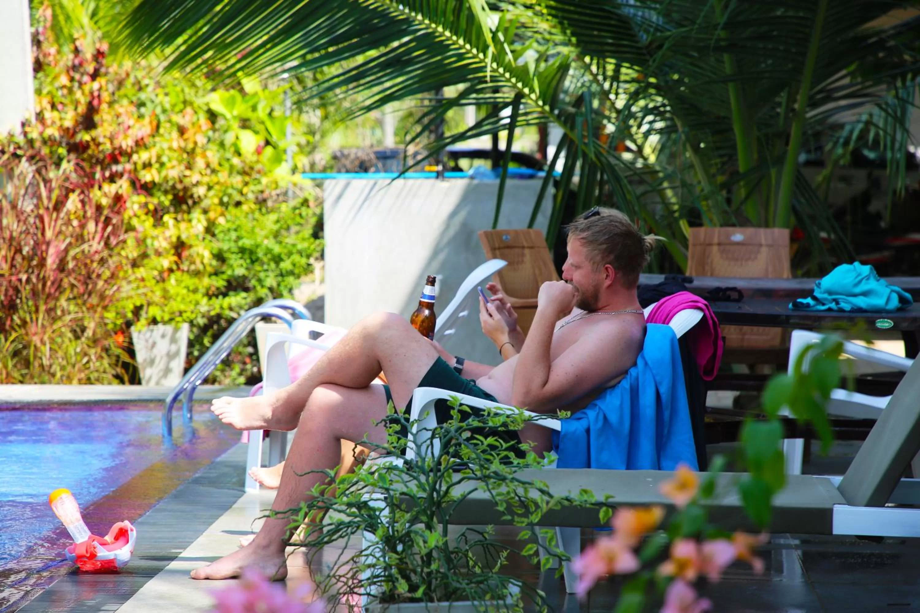 Guests, Swimming Pool in Optimum Residencies