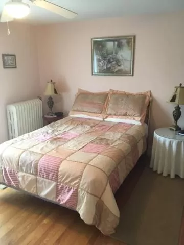 Four Creeks Bed&Breakfast