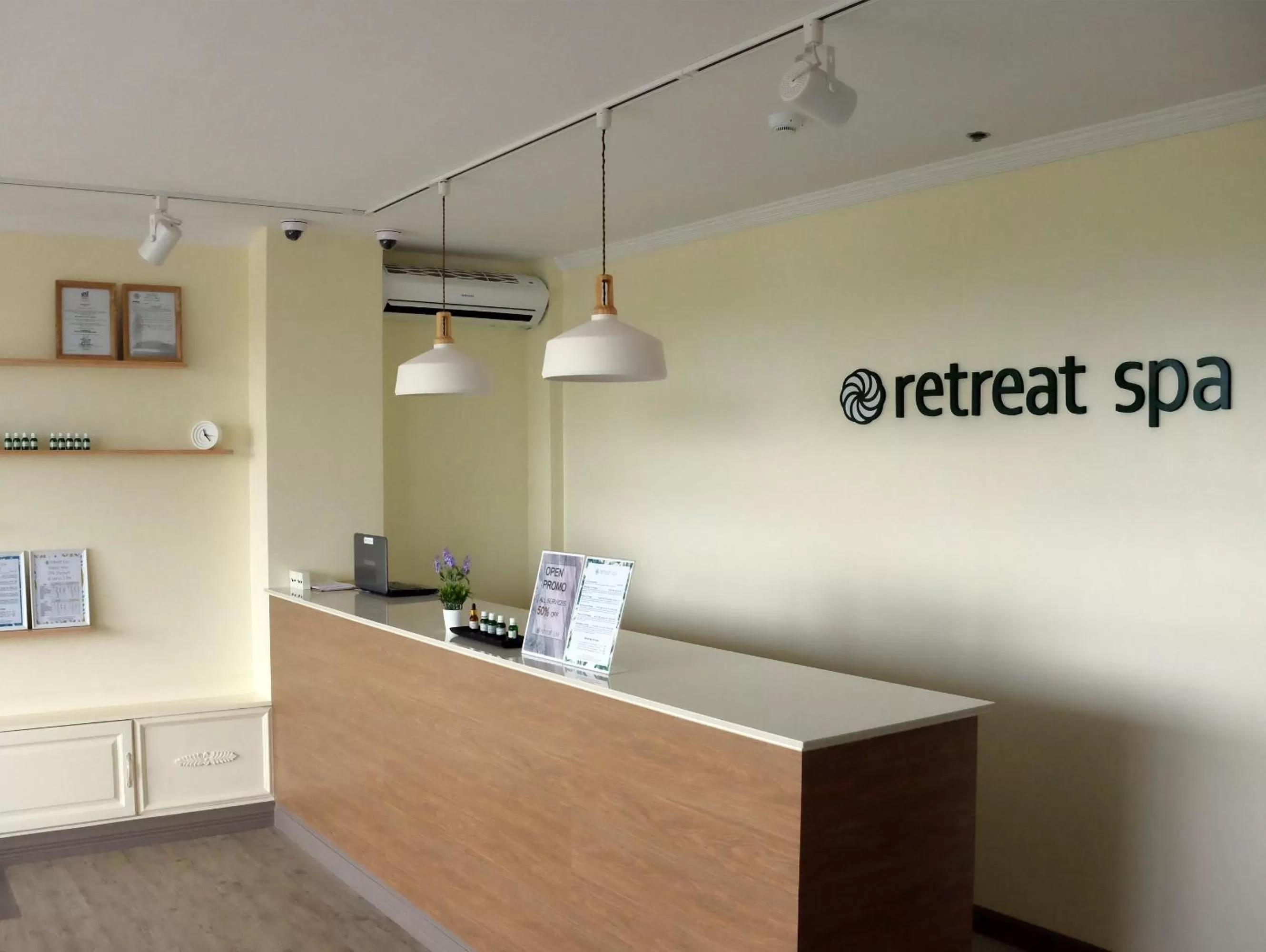 Massage in Sebastien Hotel