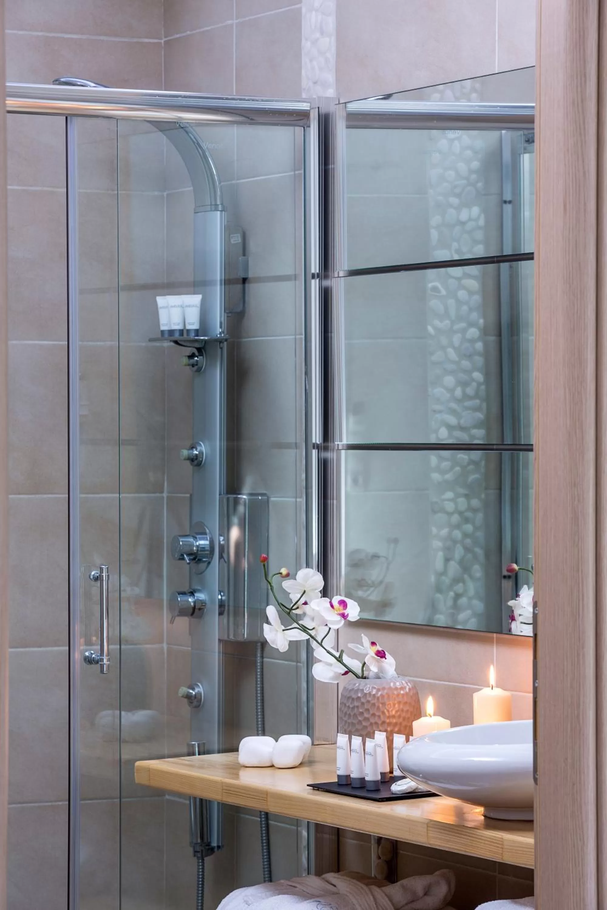 Bathroom in Callia Retreat Suites - Adults Only