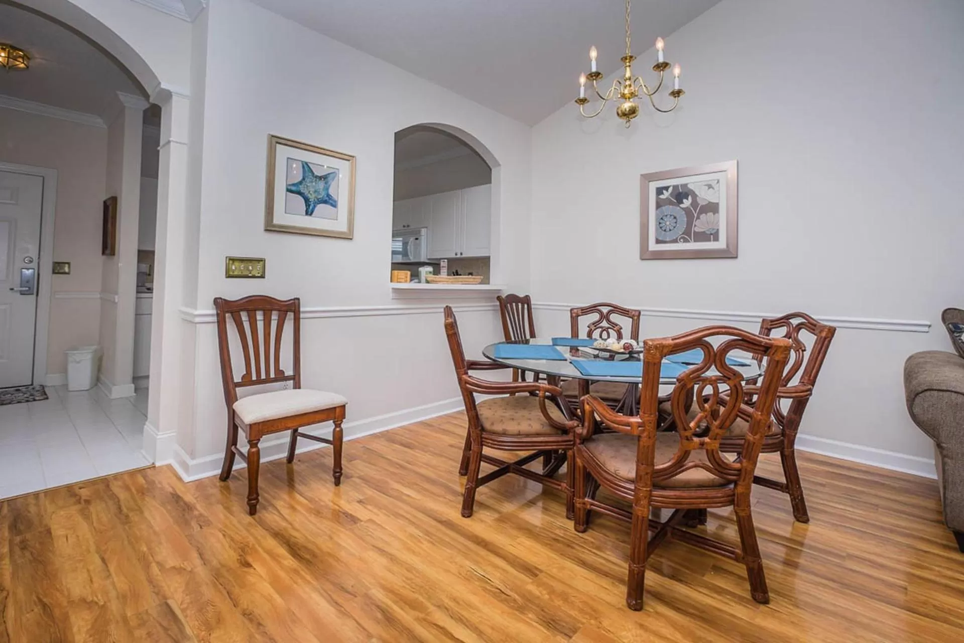 Dining area in Barefoot Resort Golf & Yacht Club Villas