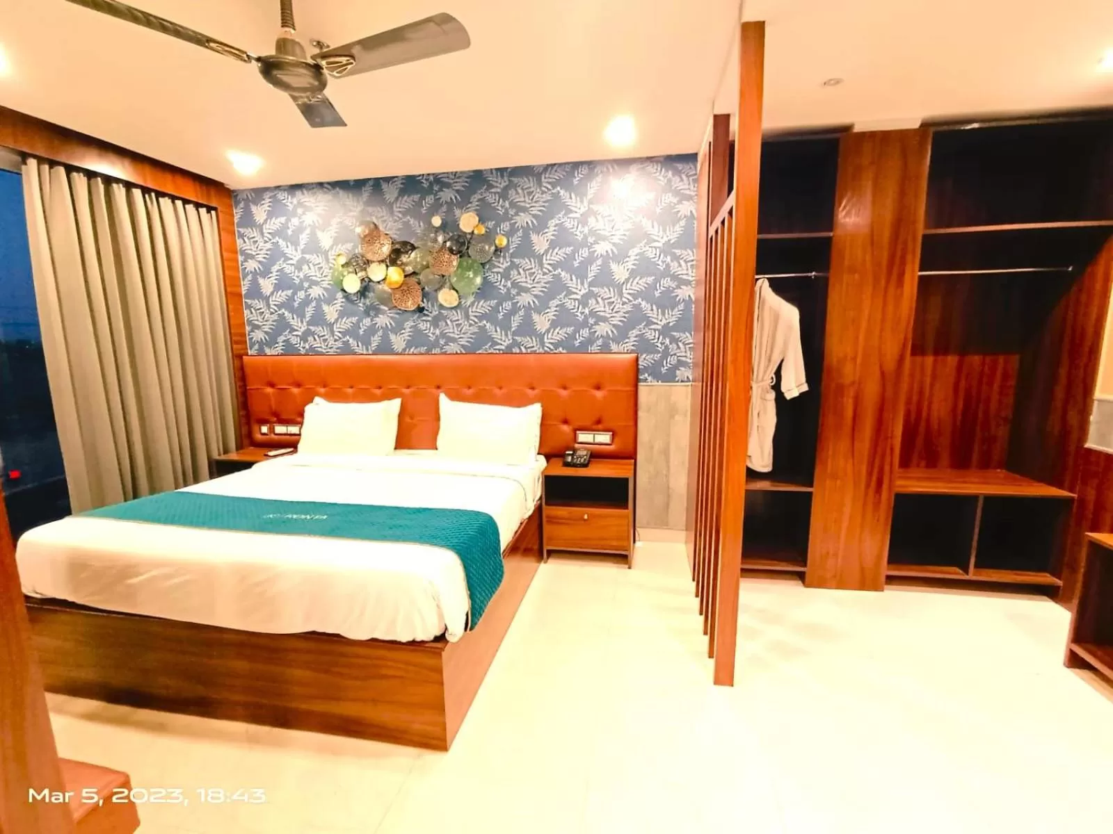 Bed in RONTA WORLD HOTELS