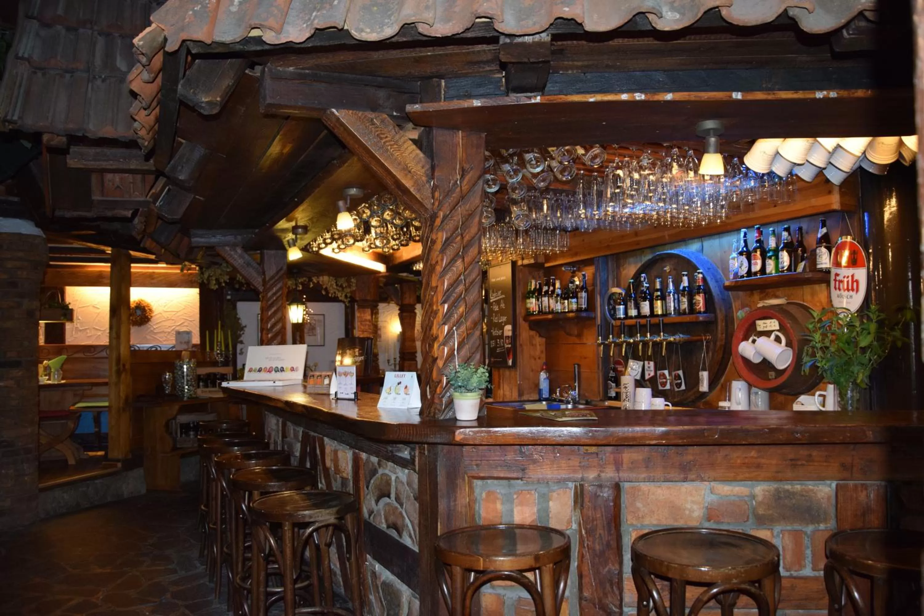 Restaurant/places to eat in Grünes Tor