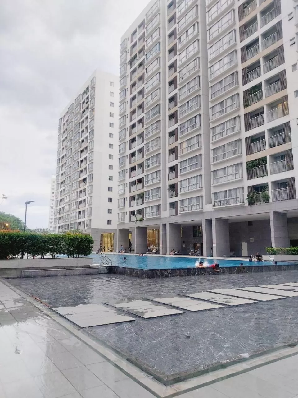 Property building in Scenic Valley Suite