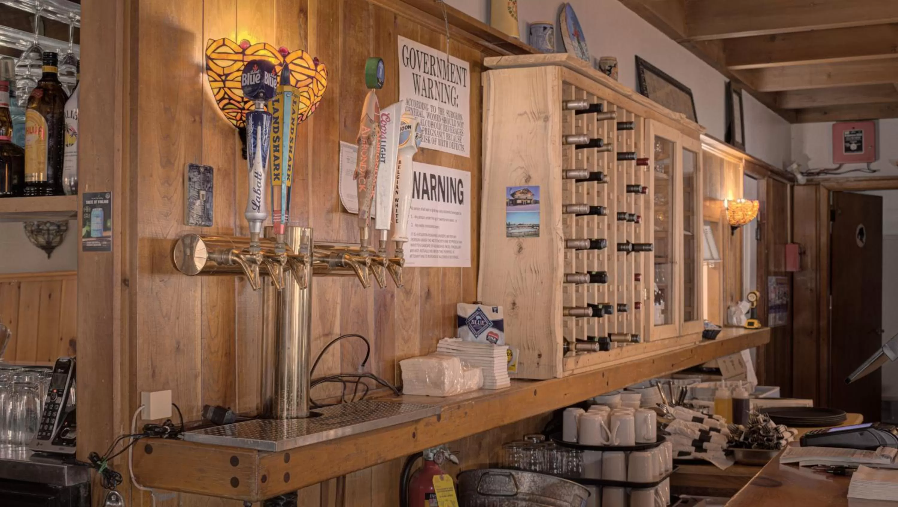 Lounge or bar in North Creek Lodge at Gore Mountain