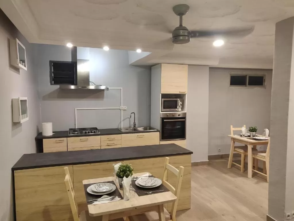 Kitchen or kitchenette, Kitchen/Kitchenette in La Maison de Kouadio