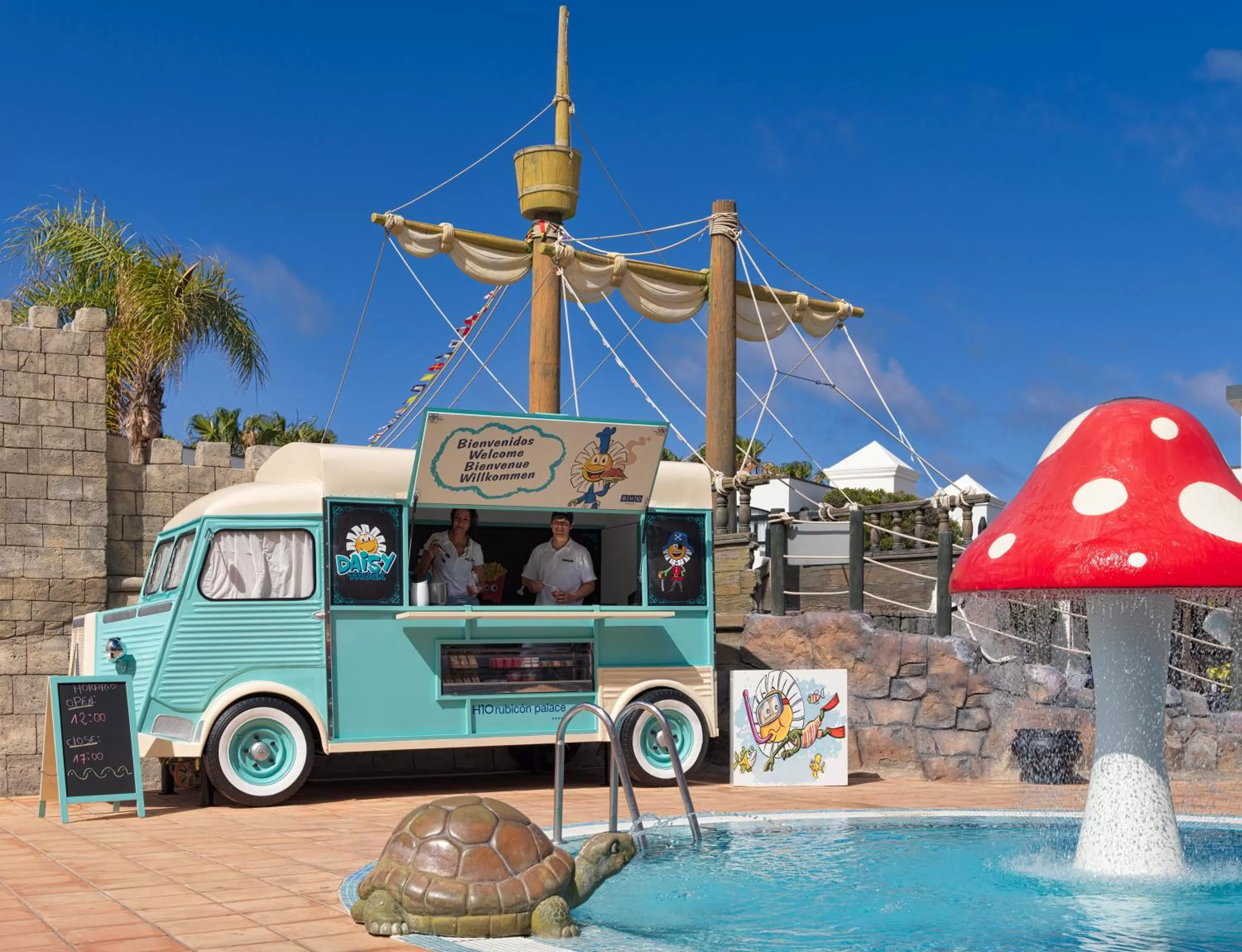 Food and drinks in H10 Rubicón Horizons Collection