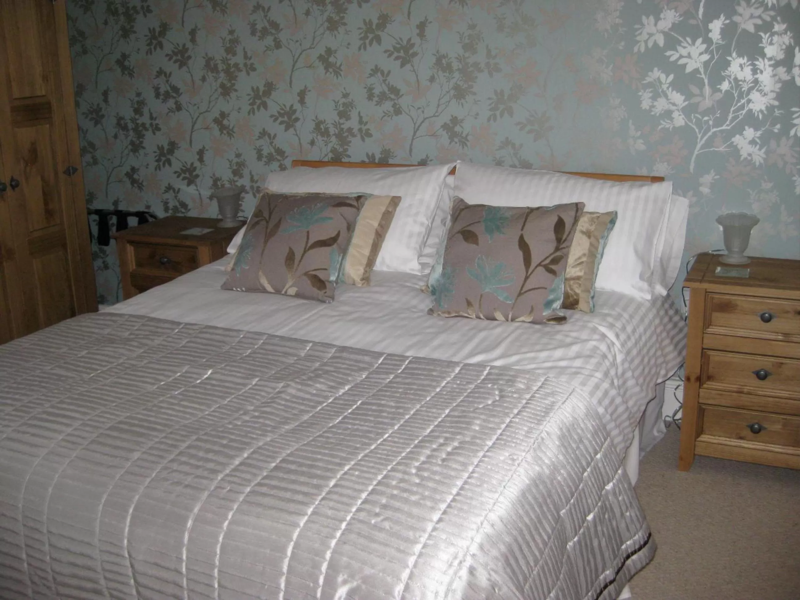 Shower in Taylors Guesthouse