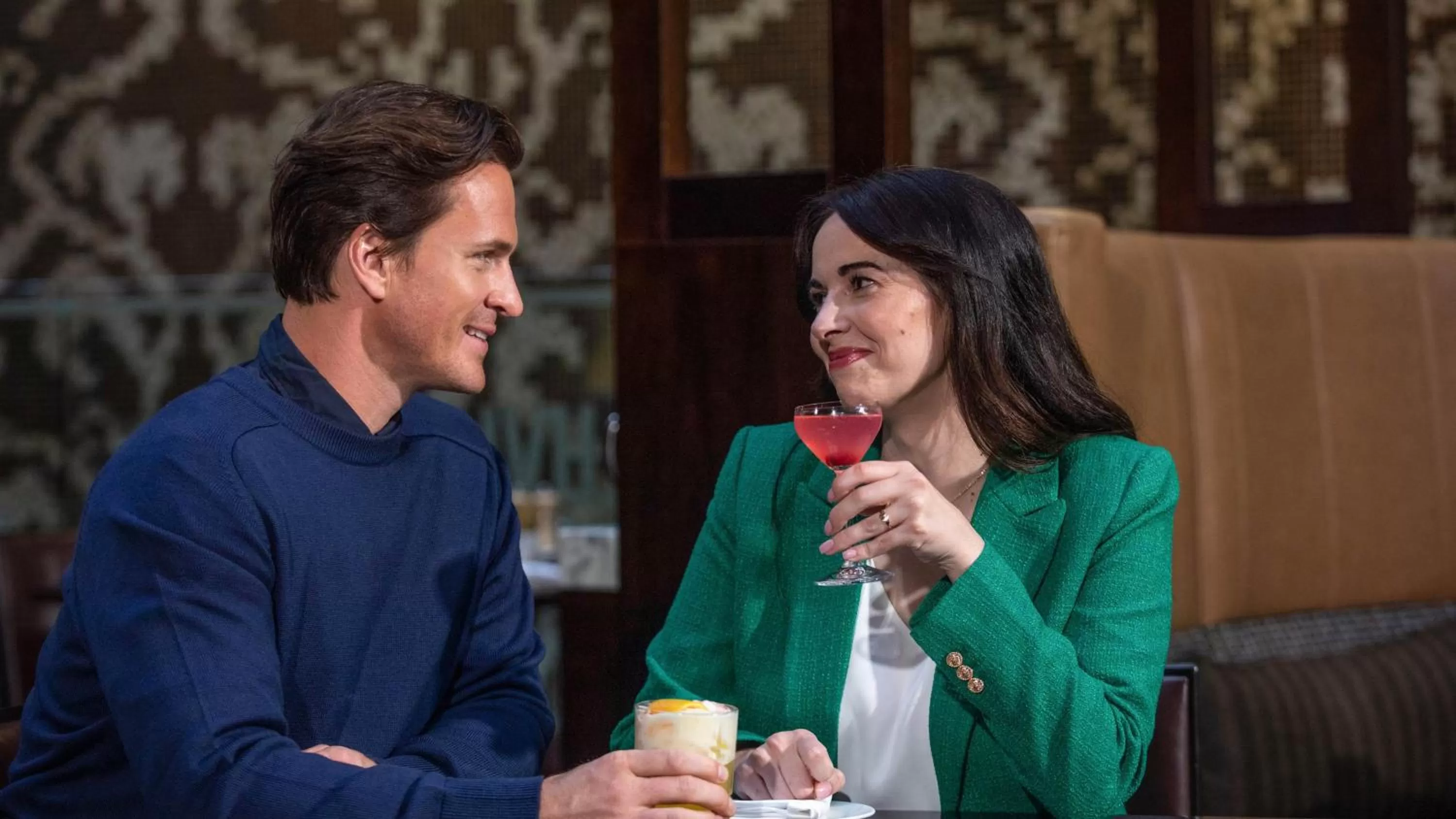 Lounge or bar in InterContinental Melbourne The Rialto by IHG