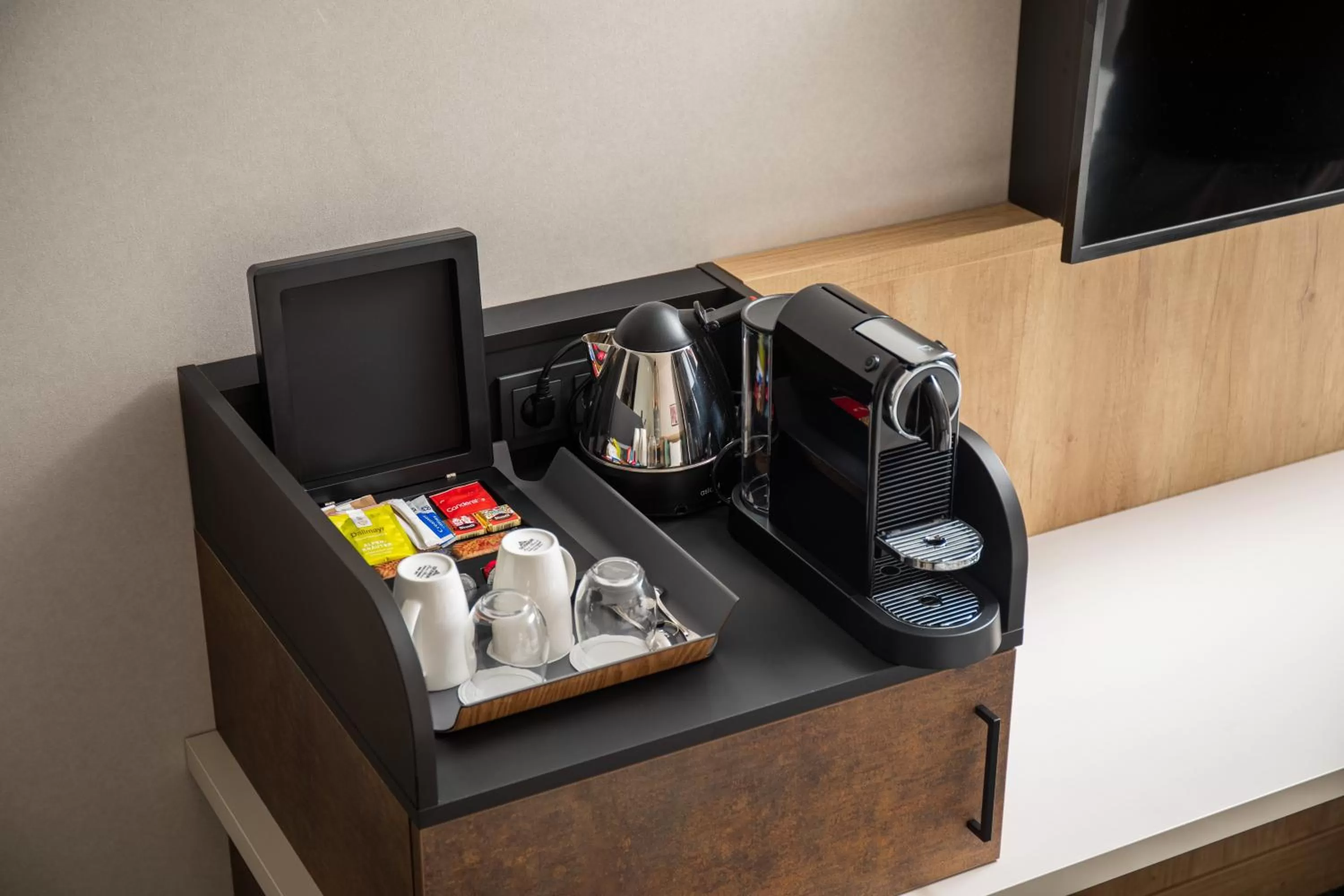 Bedroom in Crowne Plaza Budapest by IHG