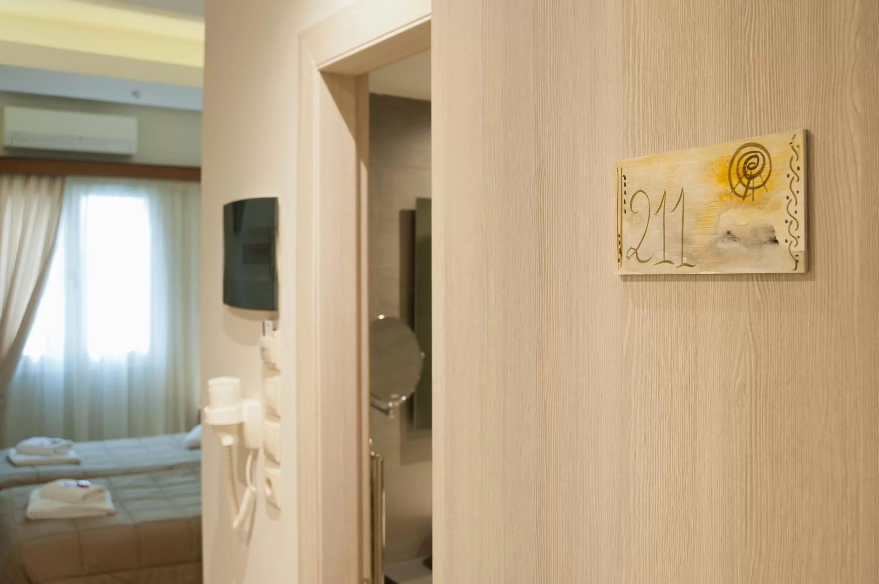 Bedroom, Bed in Parnassos Delphi Hotel