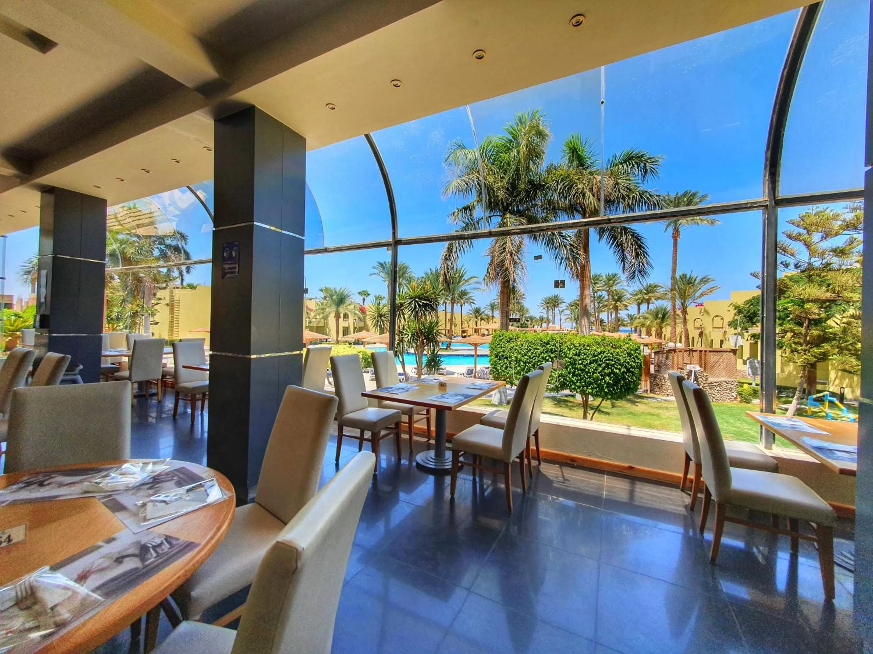 Palm Beach Resort Families and Couples only