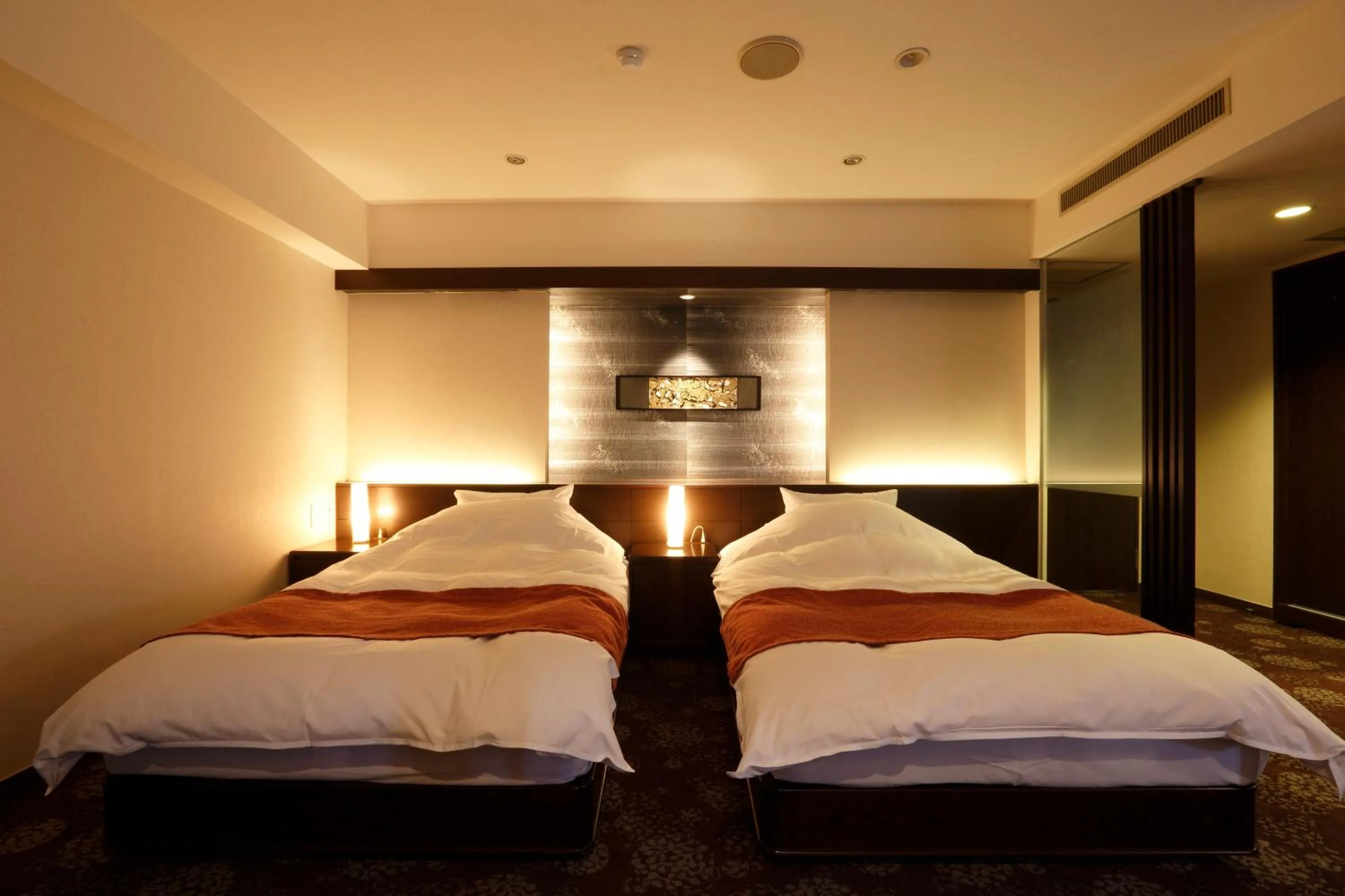 Bedroom, Bed in Art & Music Spa Resort Manatei Hakone