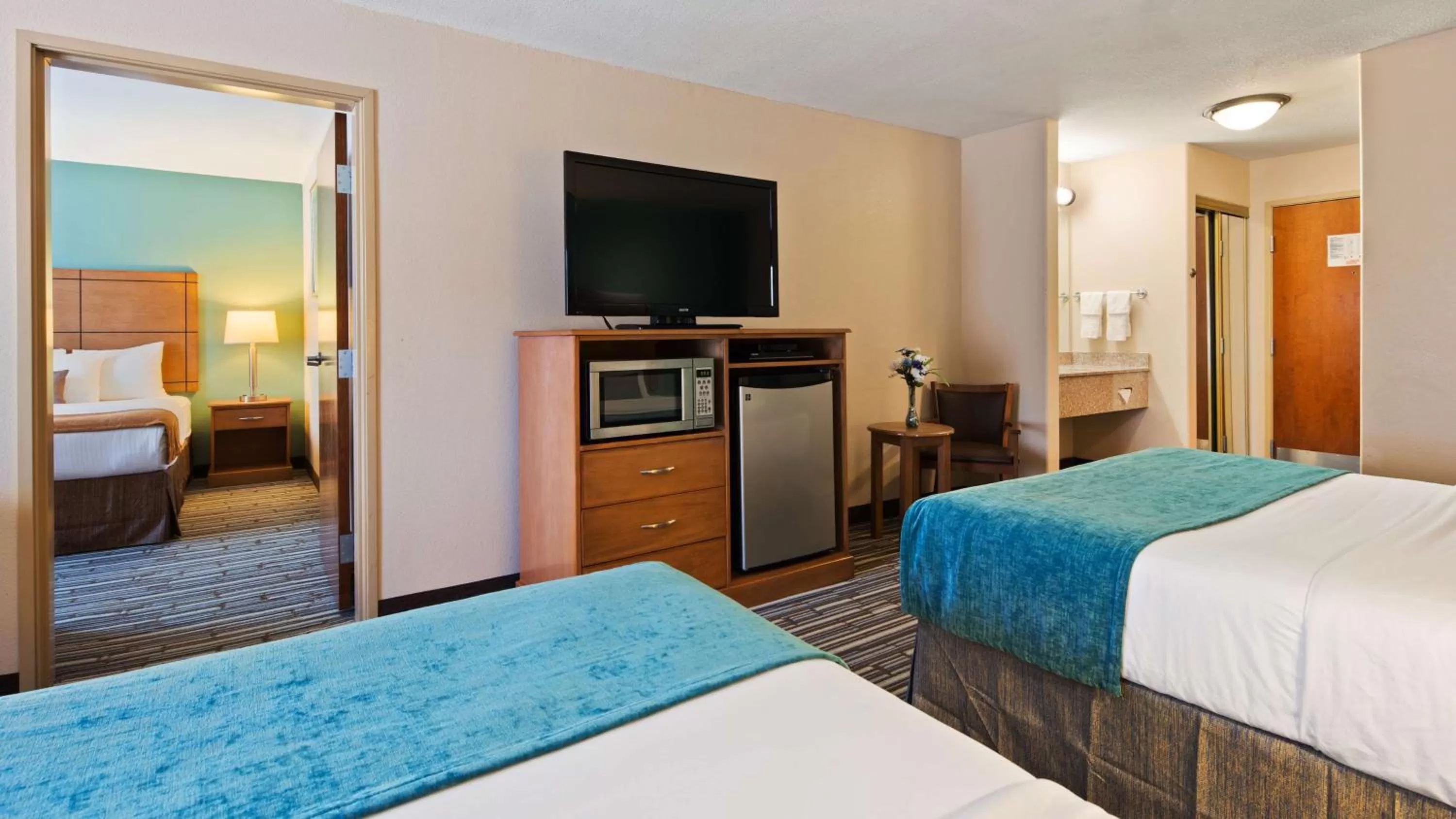 Photo of the whole room, Bed in Quality Inn Perryton