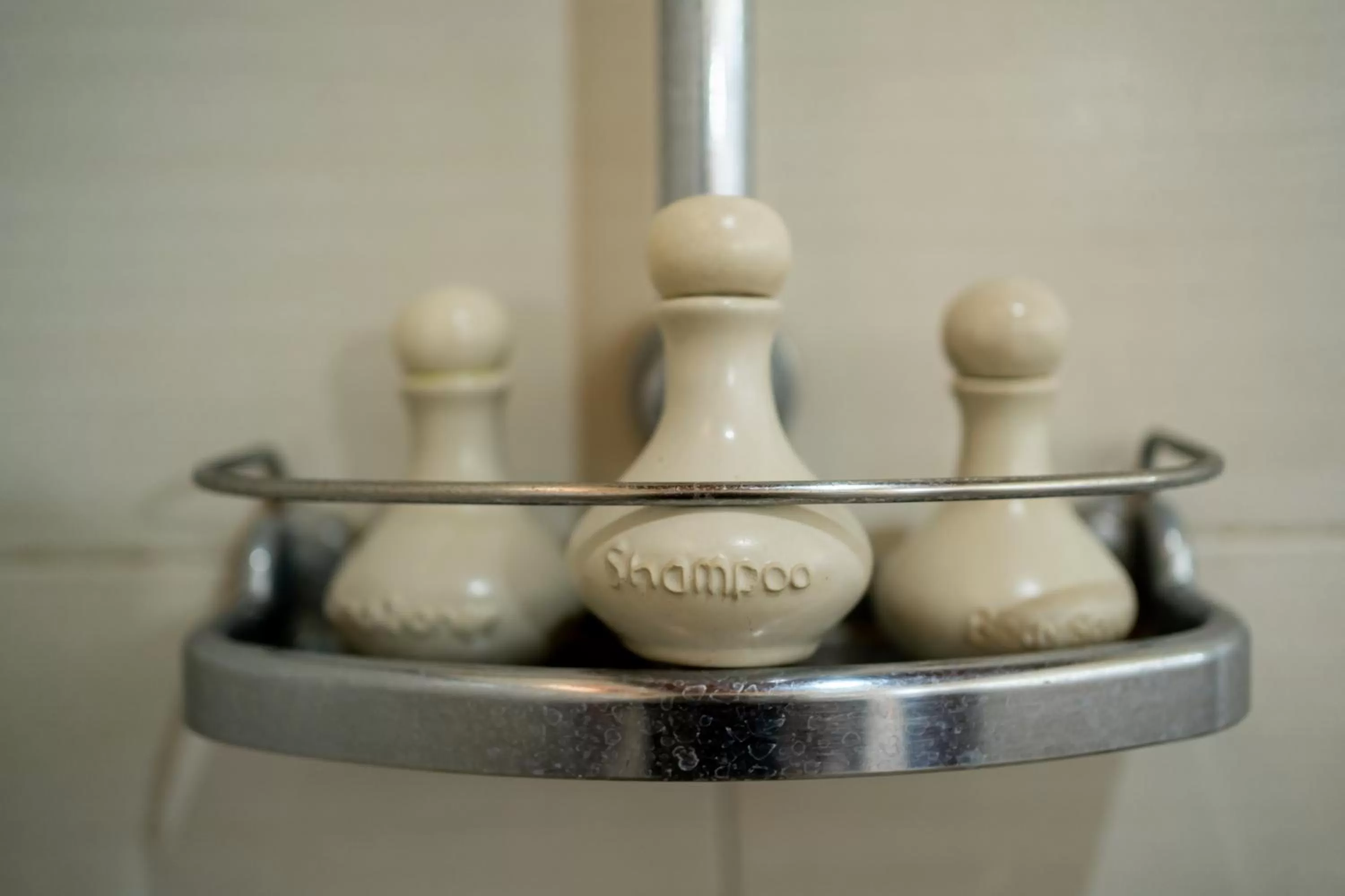 Bathroom in Nick's Pension