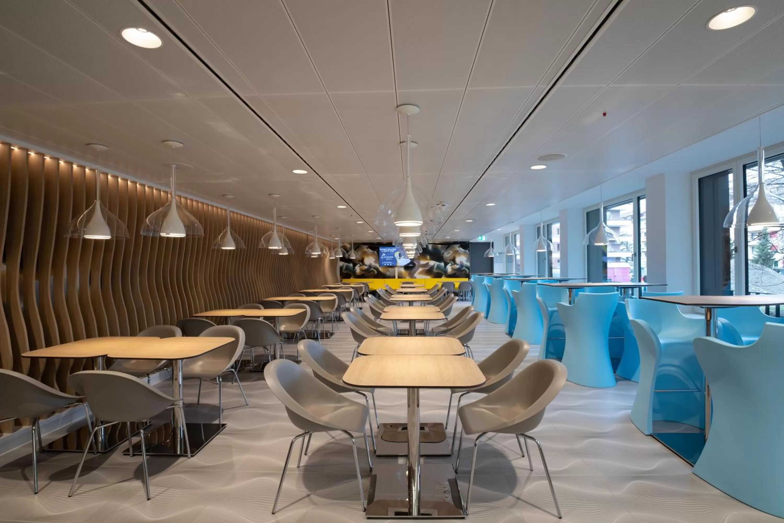 Restaurant/places to eat in Prize by Radisson, Bern City