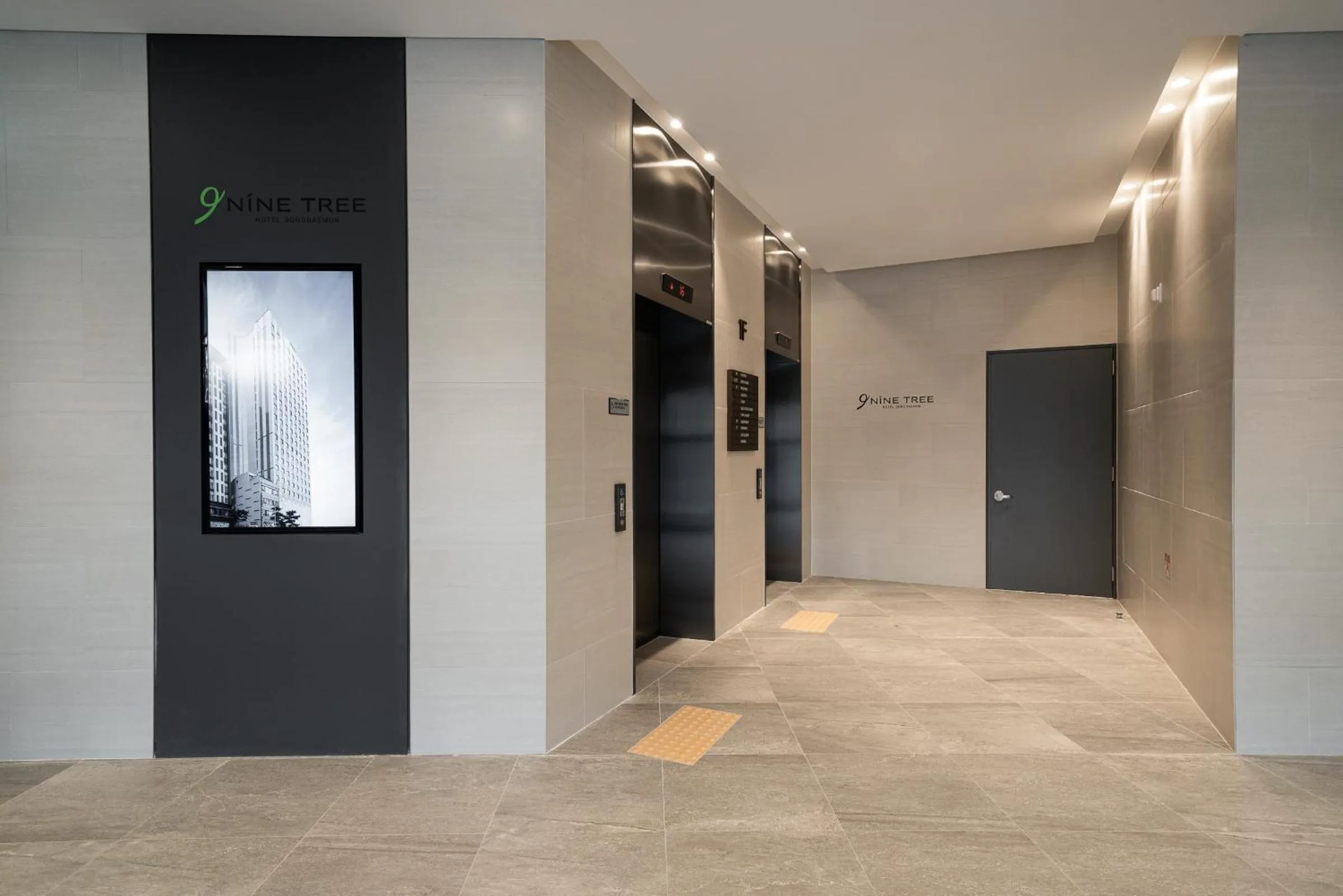 Facade/entrance in Nine Tree by Parnas Seoul Dongdaemun