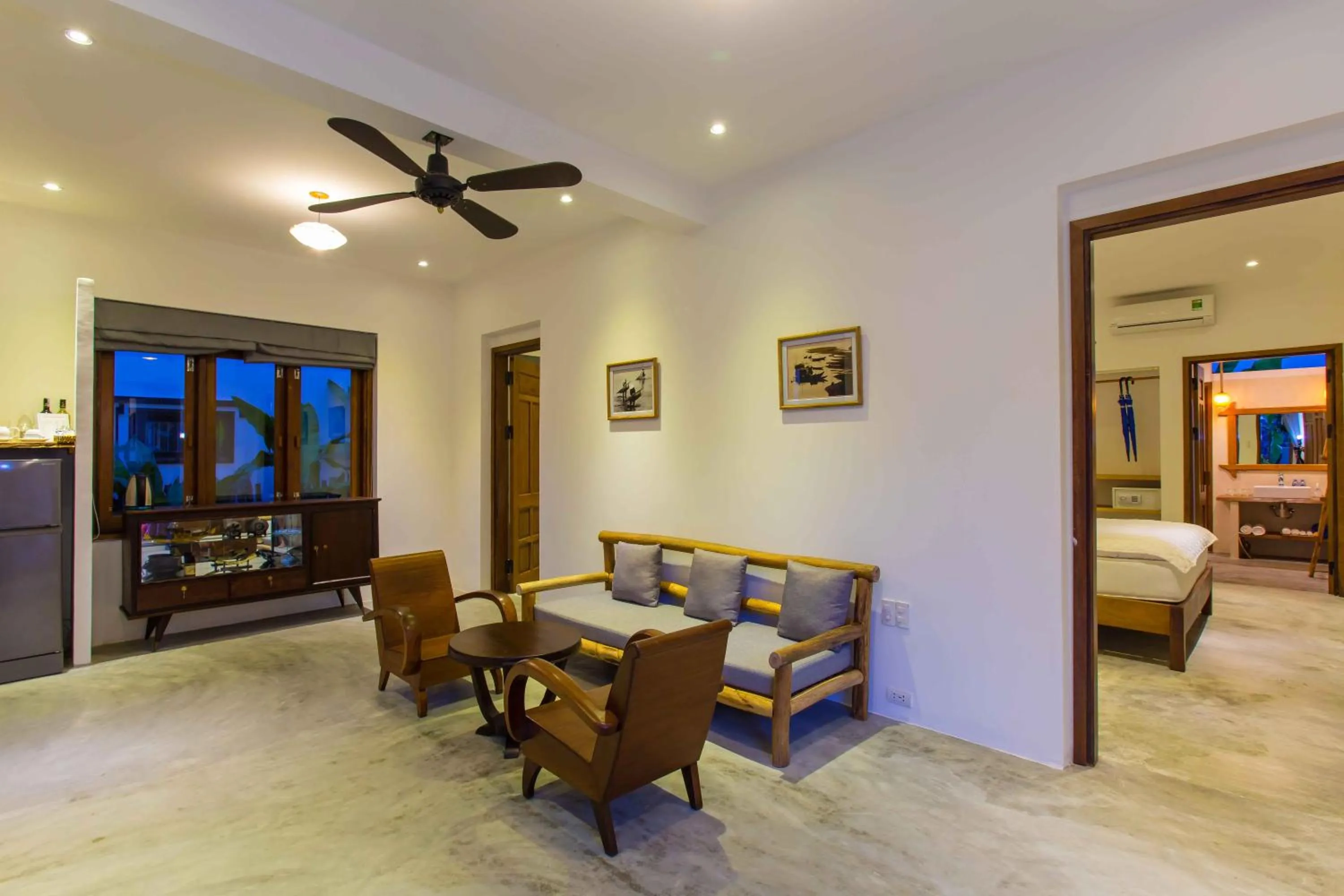 Living room in Vina Beach Pool Villas