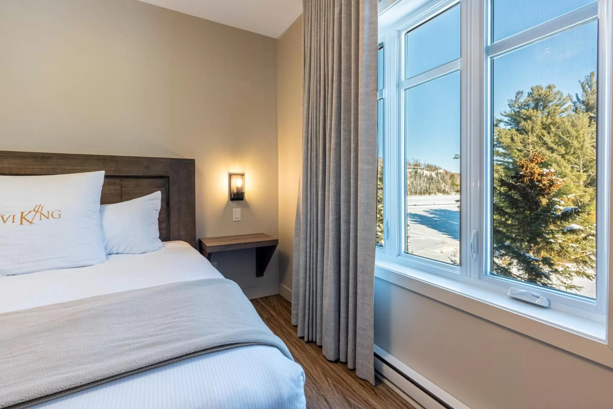 Bed in Le Viking Resort