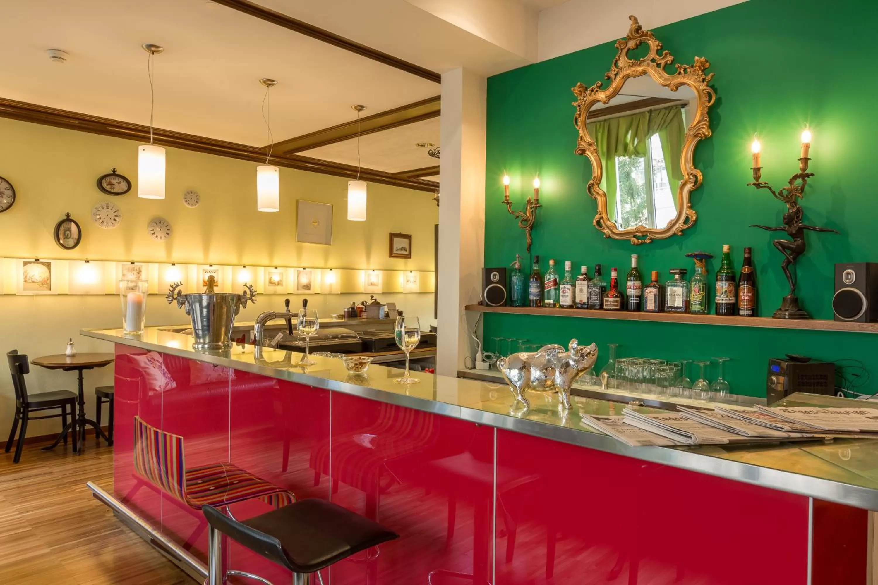 Lounge or bar in Hotel Ambassador