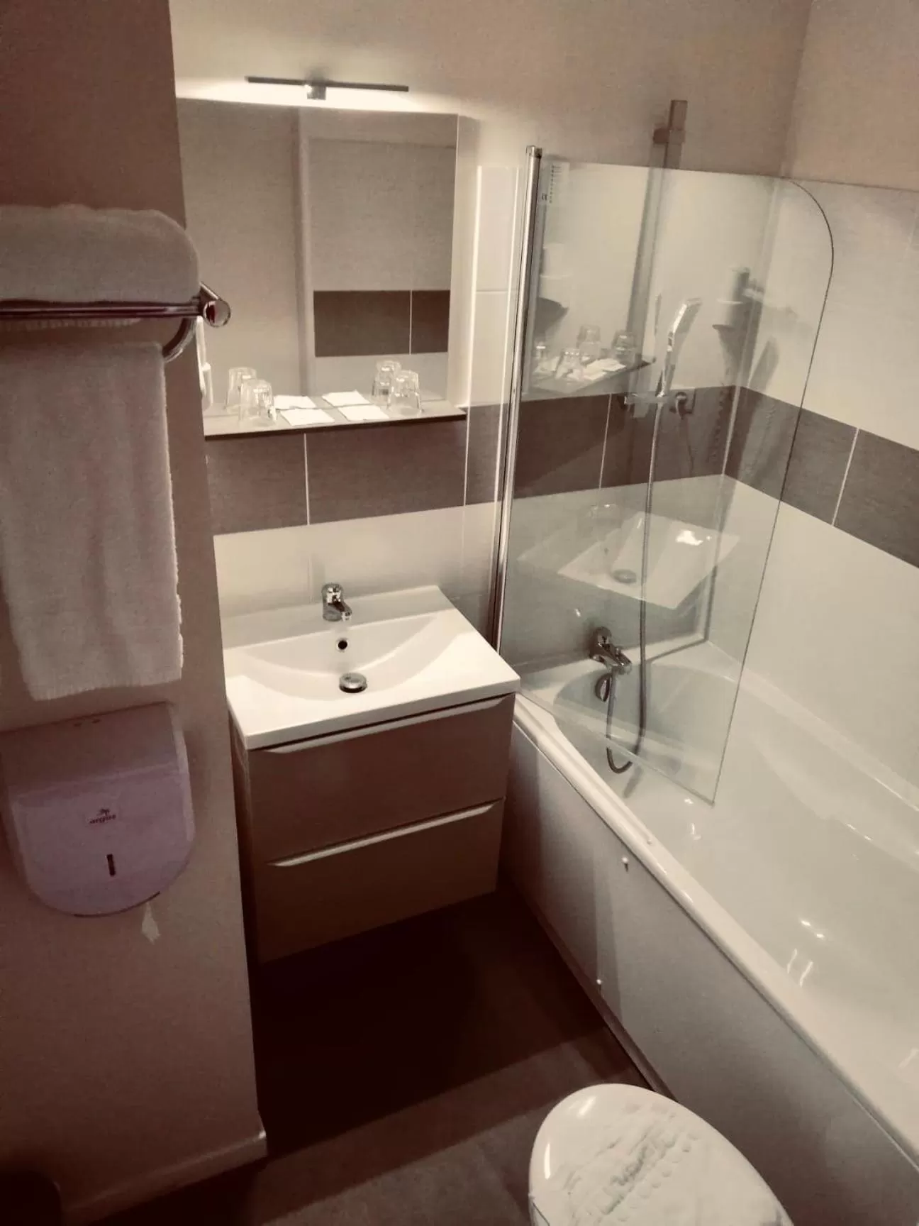 Shower in Le Cheval Blanc