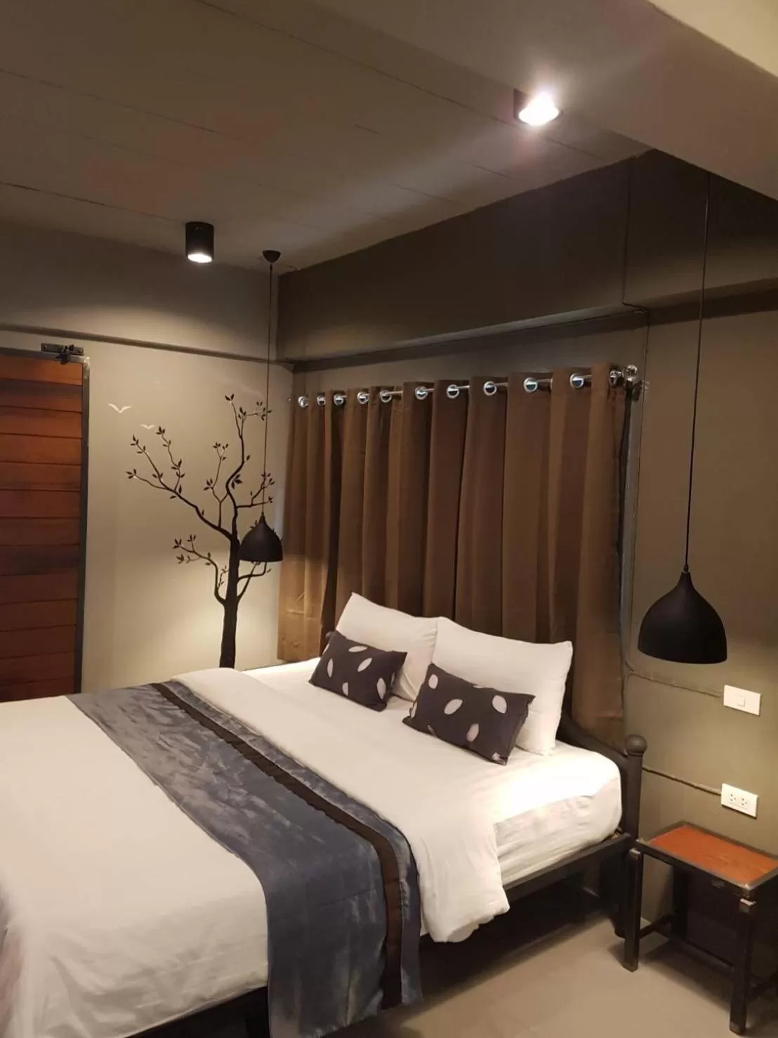 Bed in Duangdren Place