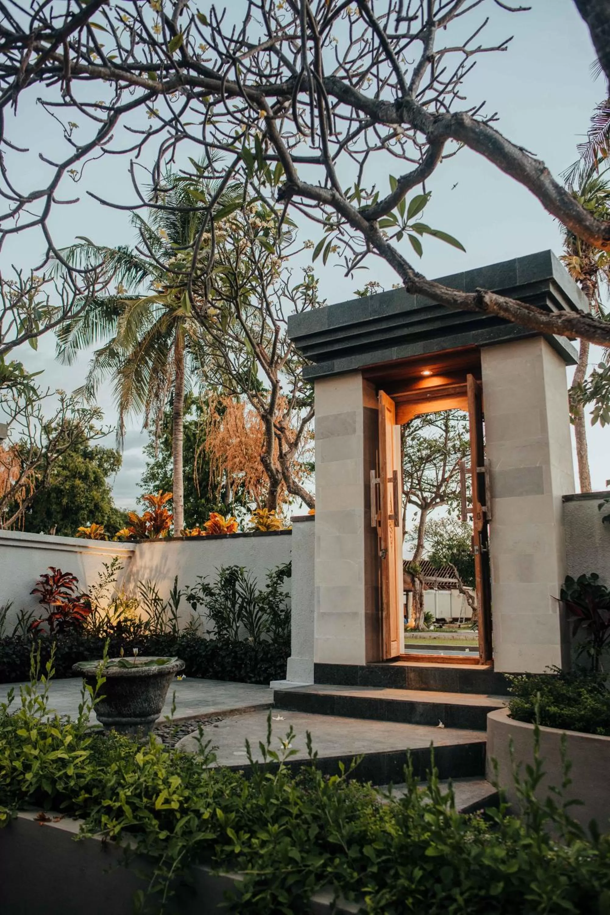 Facade/entrance in New Sunari Lovina Beach Resort