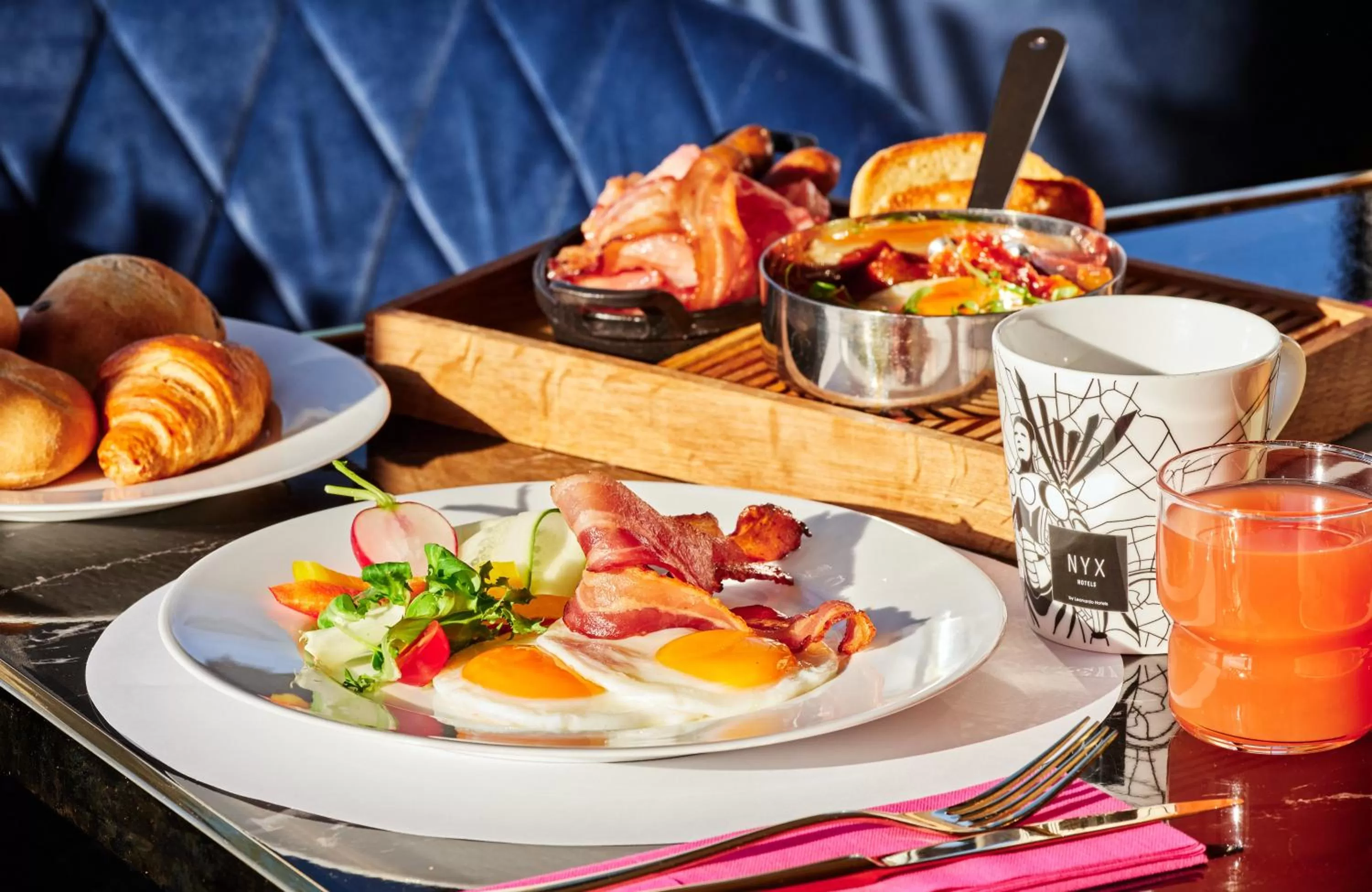 Restaurant/places to eat in NYX Hotel Warsaw by Leonardo Hotels