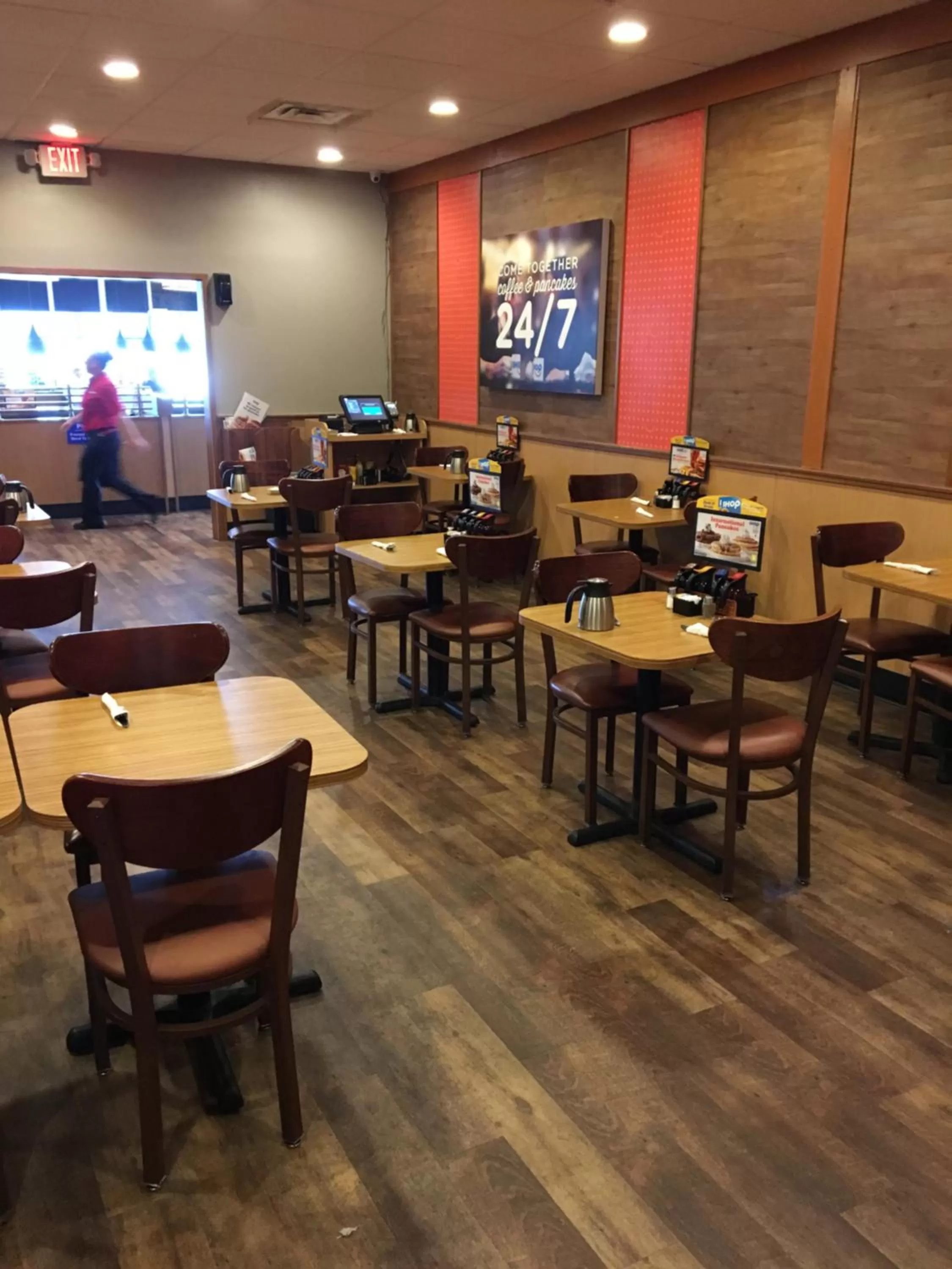 Restaurant/places to eat in Days Inn by Wyndham Titusville Kennedy Space Center