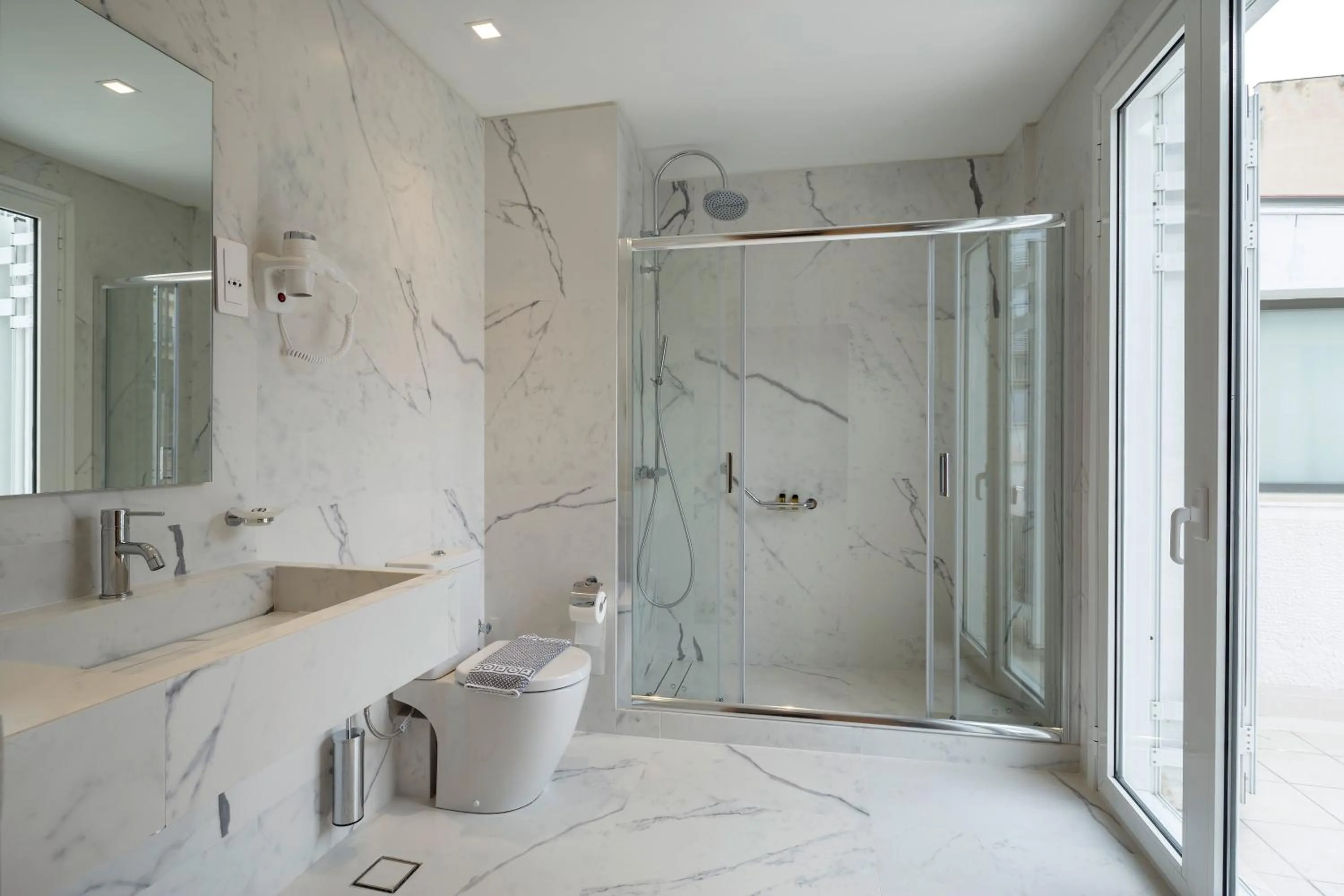 Shower in Athos Hotel