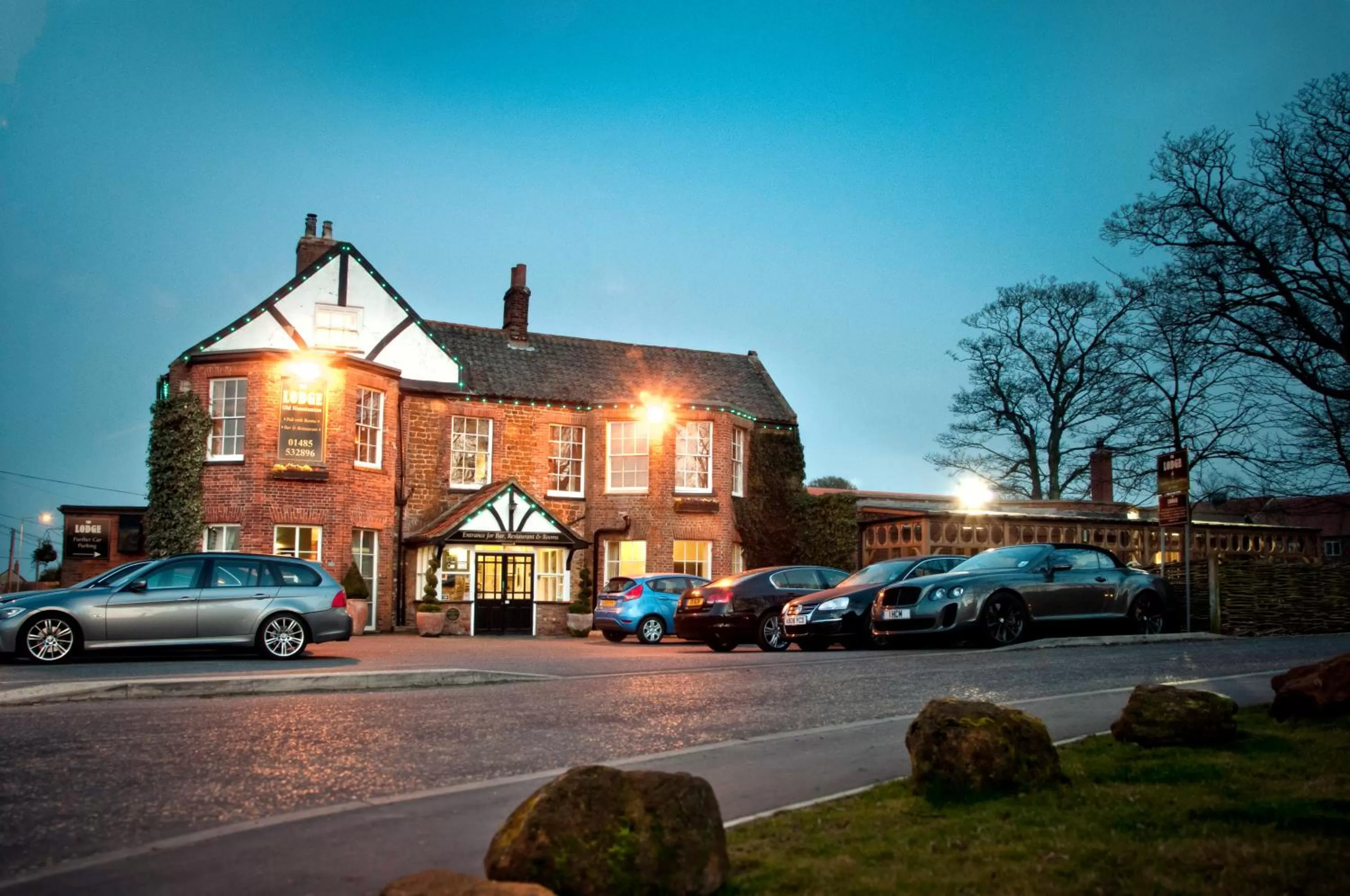 Facade/entrance, Property Building in The Lodge