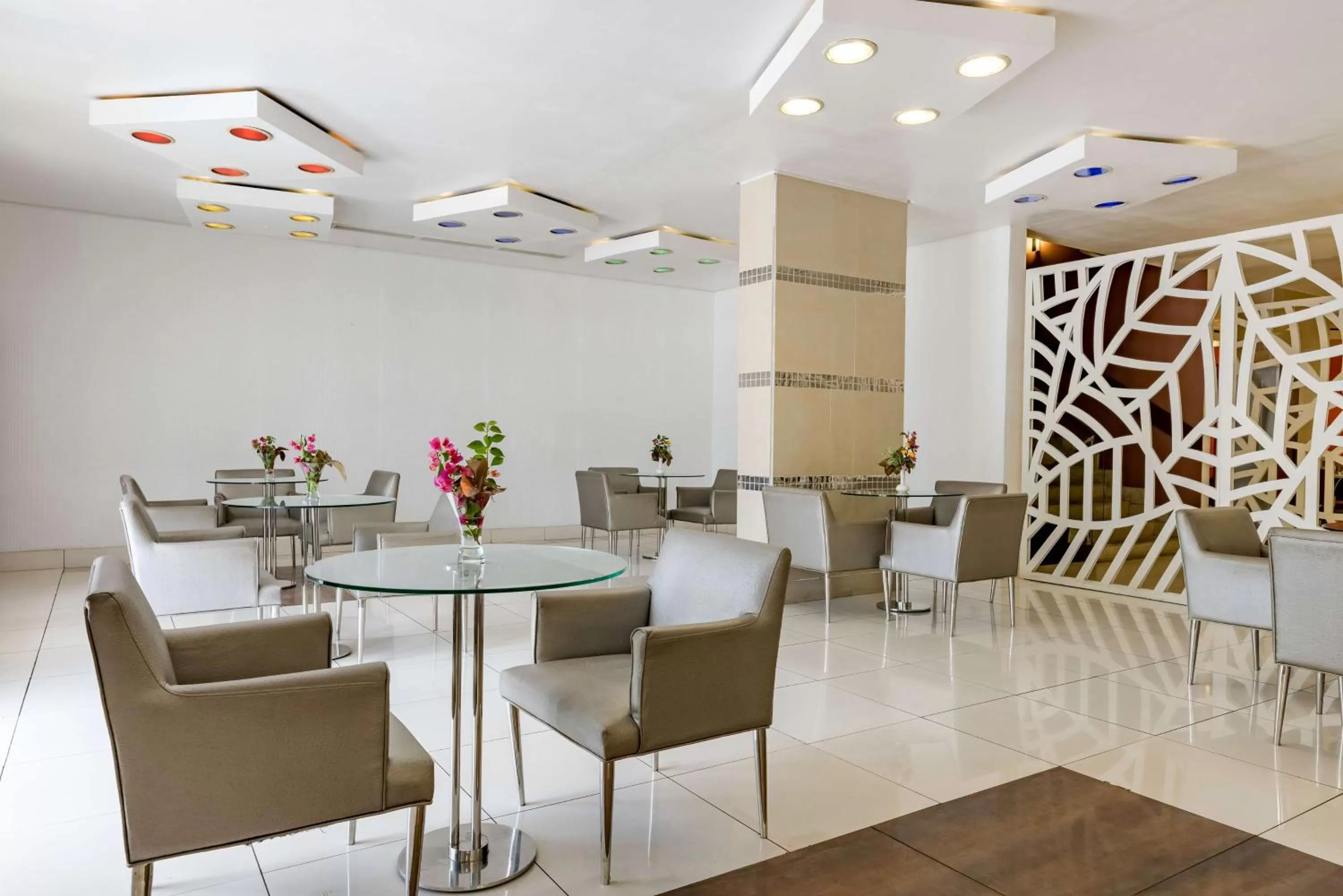 Restaurant/places to eat in Park Inn by Radisson Abeokuta