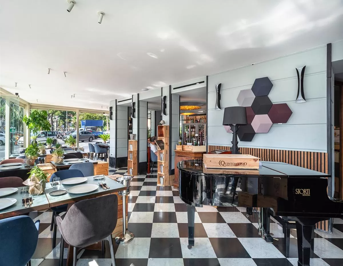 Restaurant/places to eat in Rosabianca Boutique Hotel