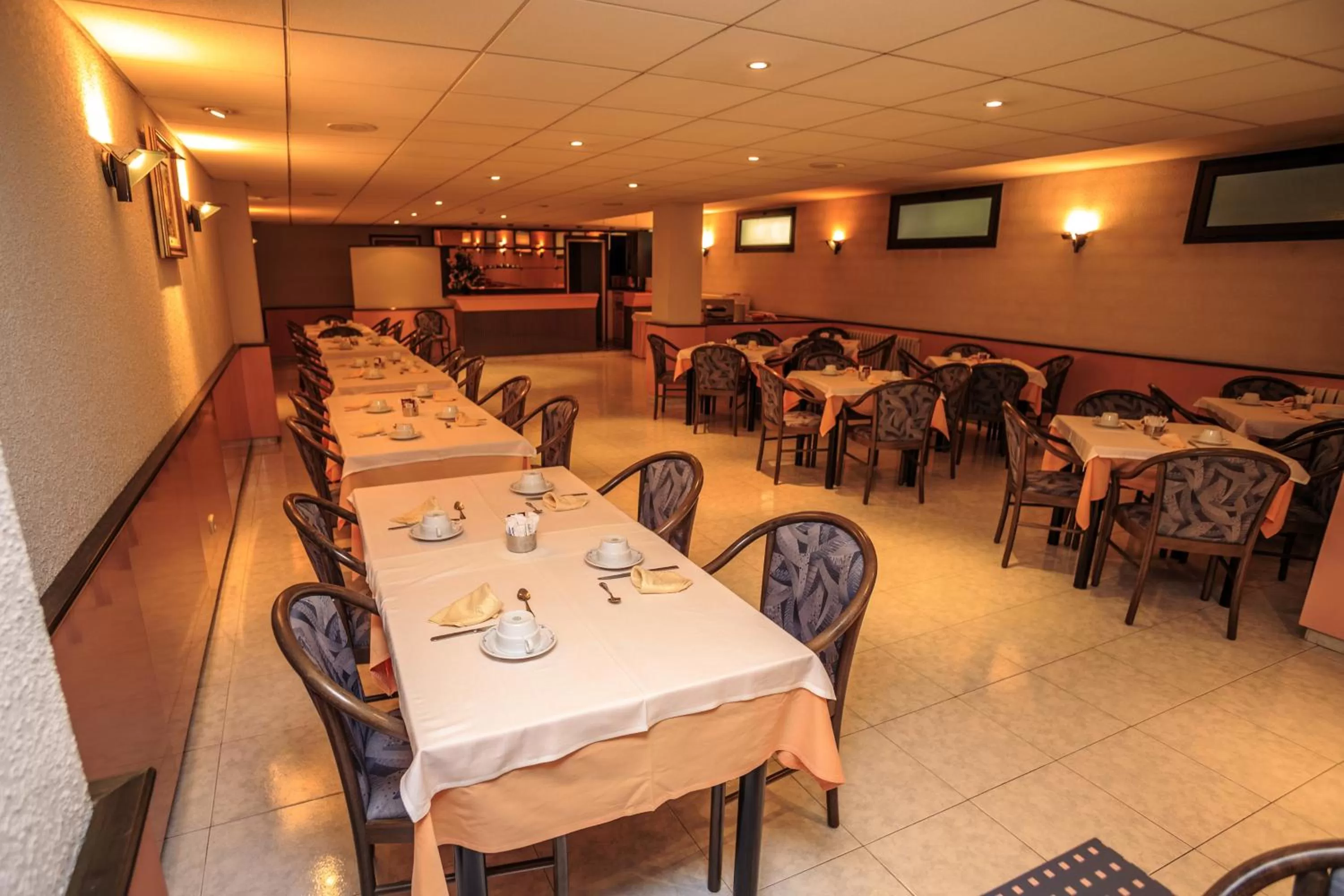 Restaurant/places to eat in Hotel Roc Del Castell