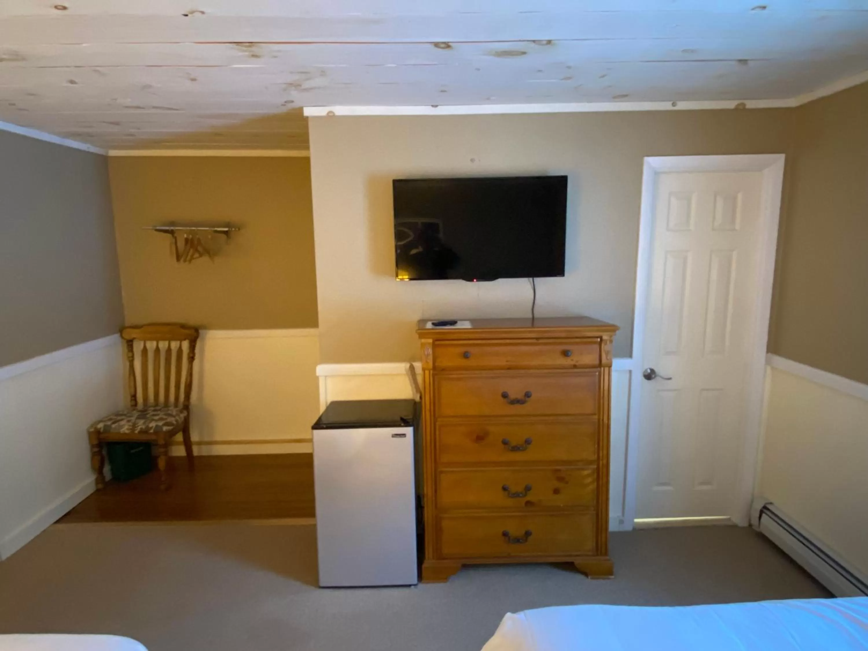 Bed in Bromley View Inn