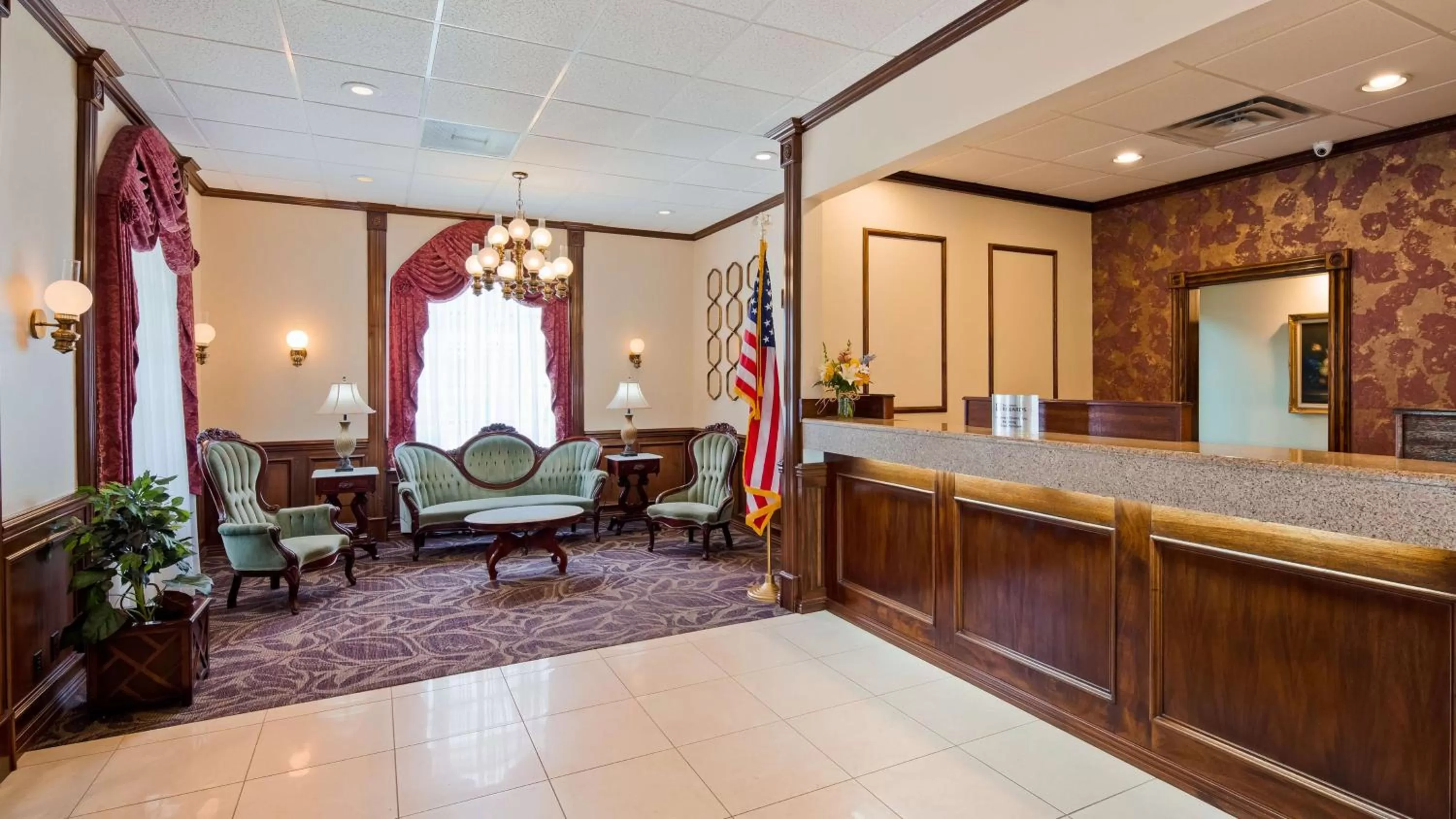 Lobby or reception in Osage Creek Lodge