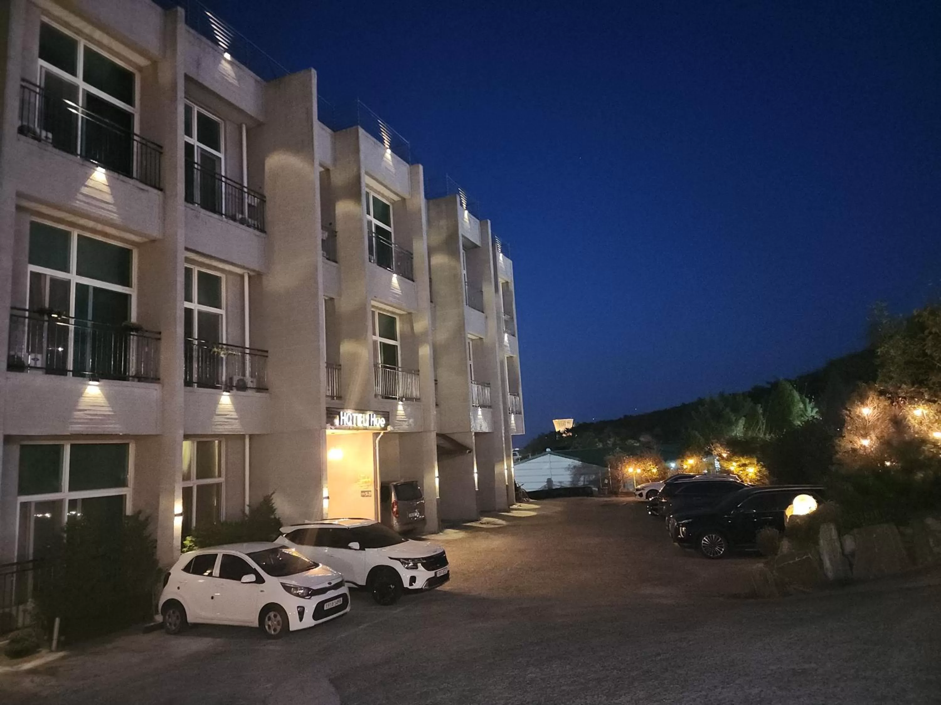 Property building in Hotel Hue Loft