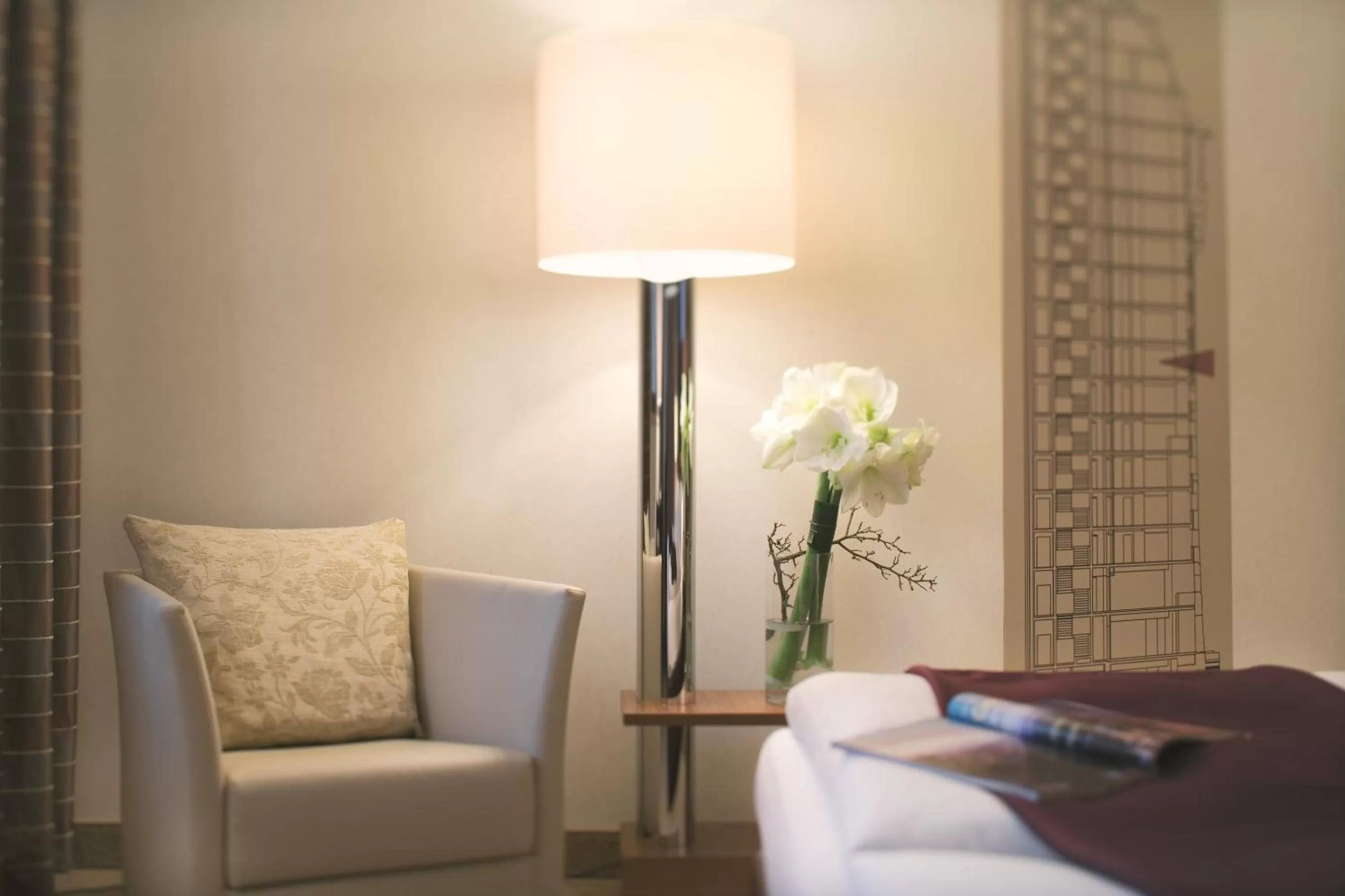 Bed in MÖVENPICK Hotel Hamburg City