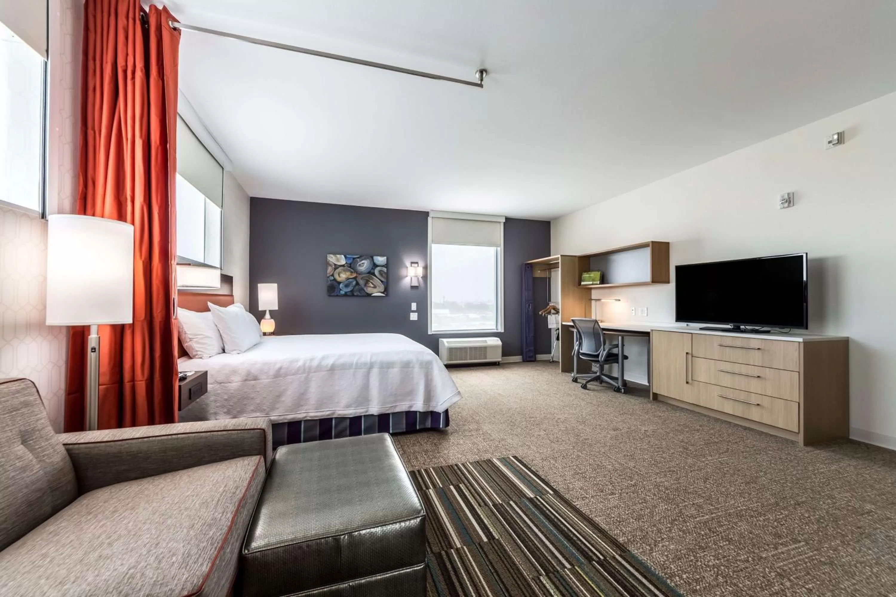 Bedroom, Bed in Home2 Suites By Hilton Fort Worth Northlake