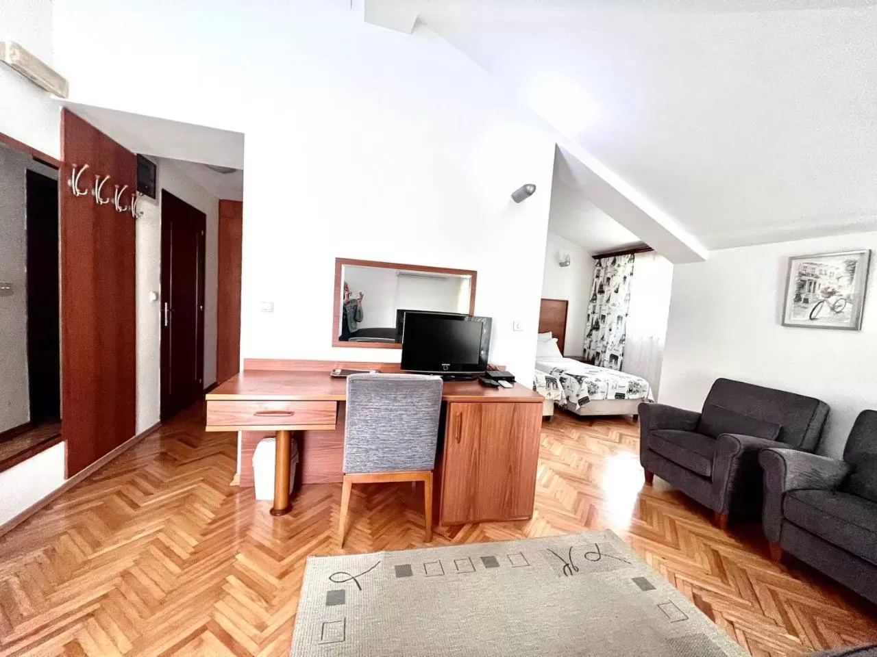 Living room, TV/Entertainment Center in Hotel Ambasador