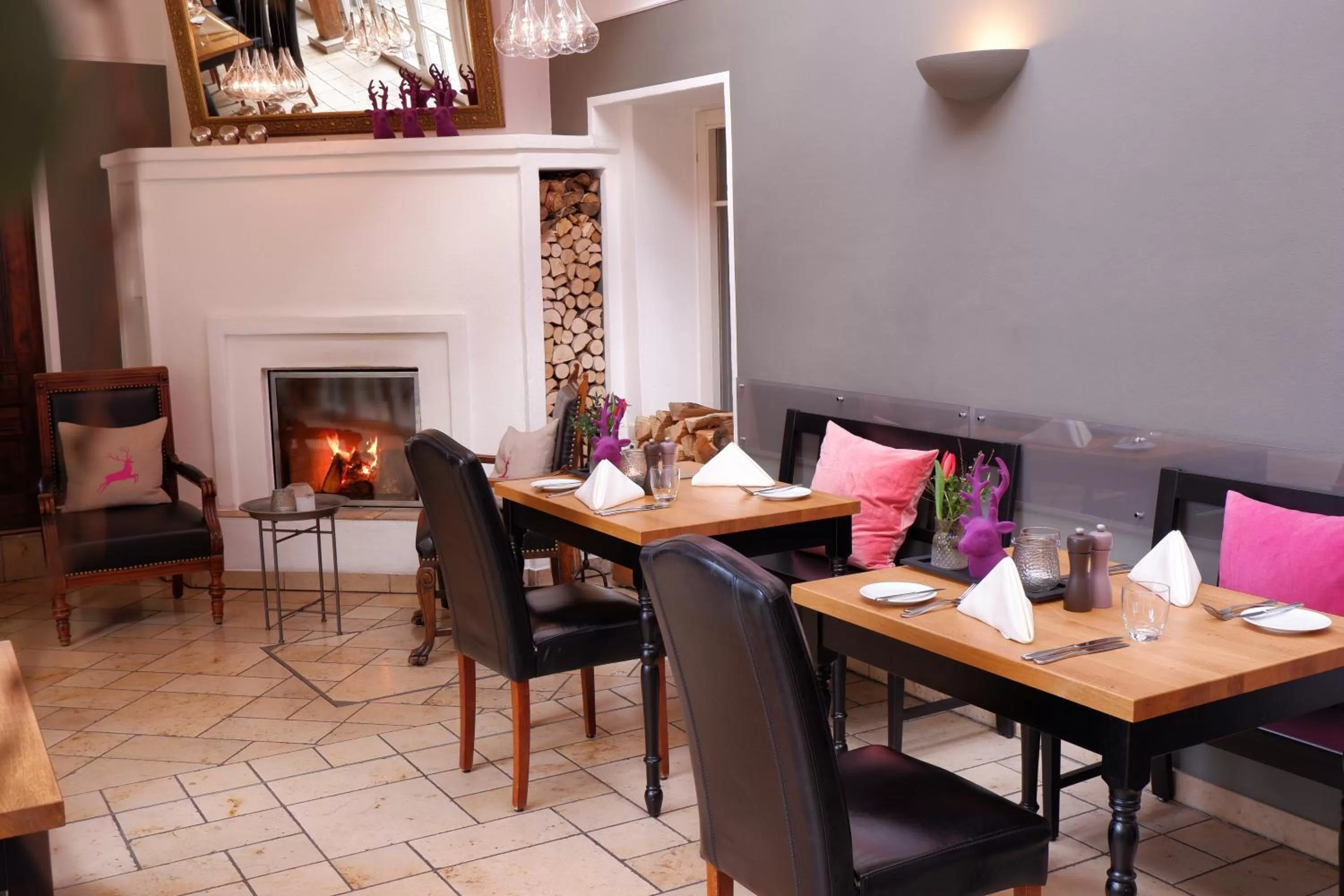 Restaurant/places to eat in Romantik Hotel Hirschen