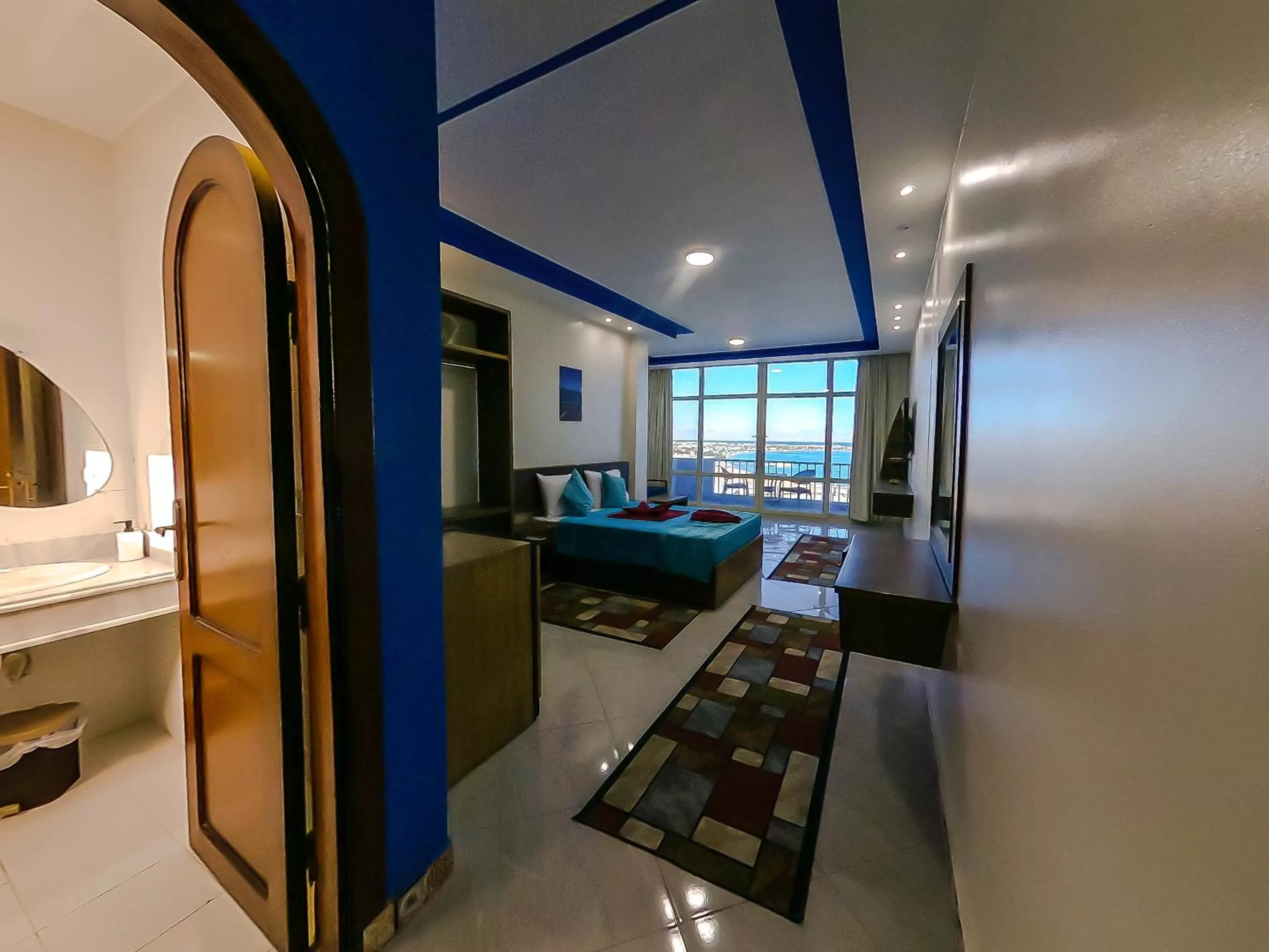 Bed in Seaview Panorama Boatel