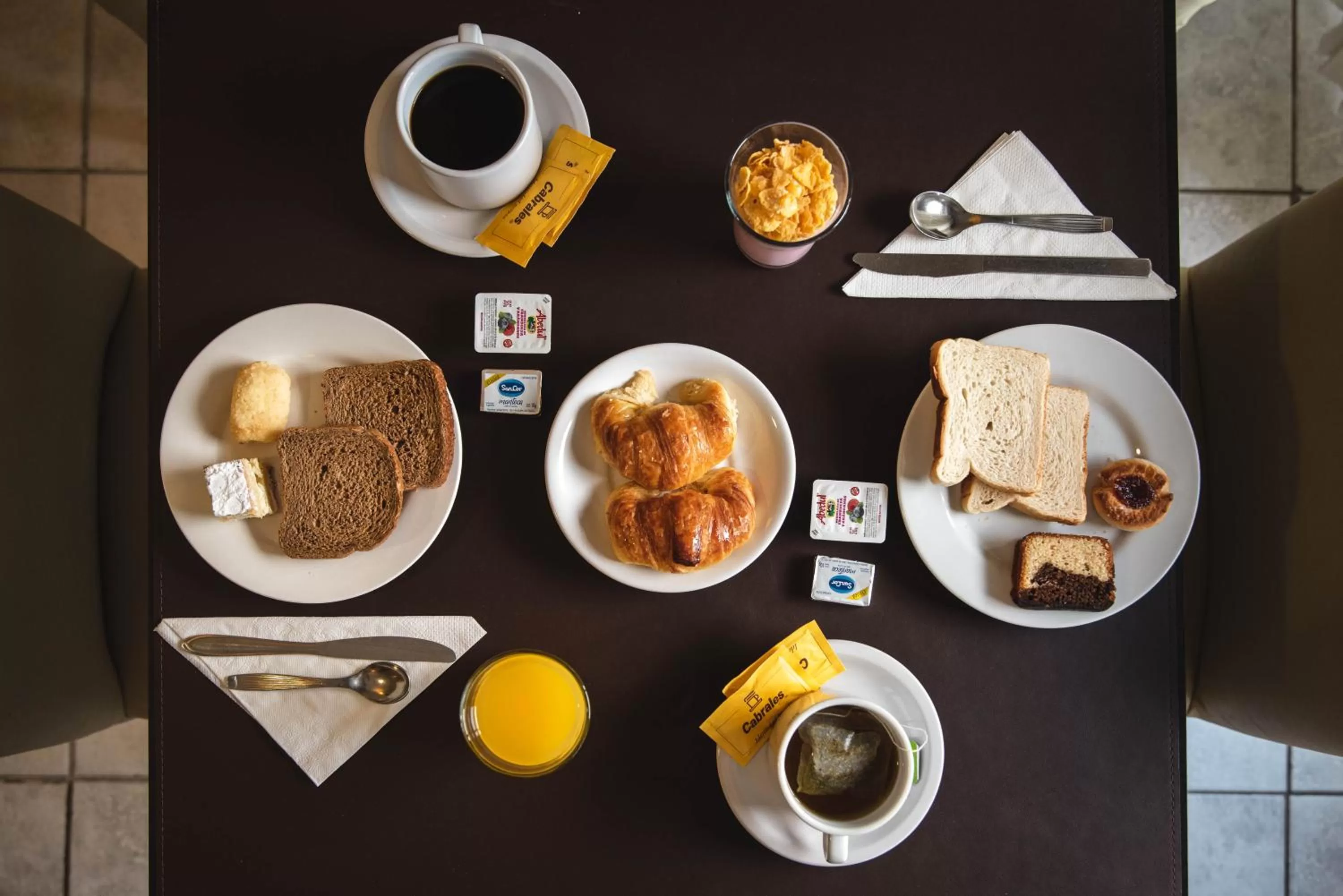 Continental breakfast in Hotel Amado