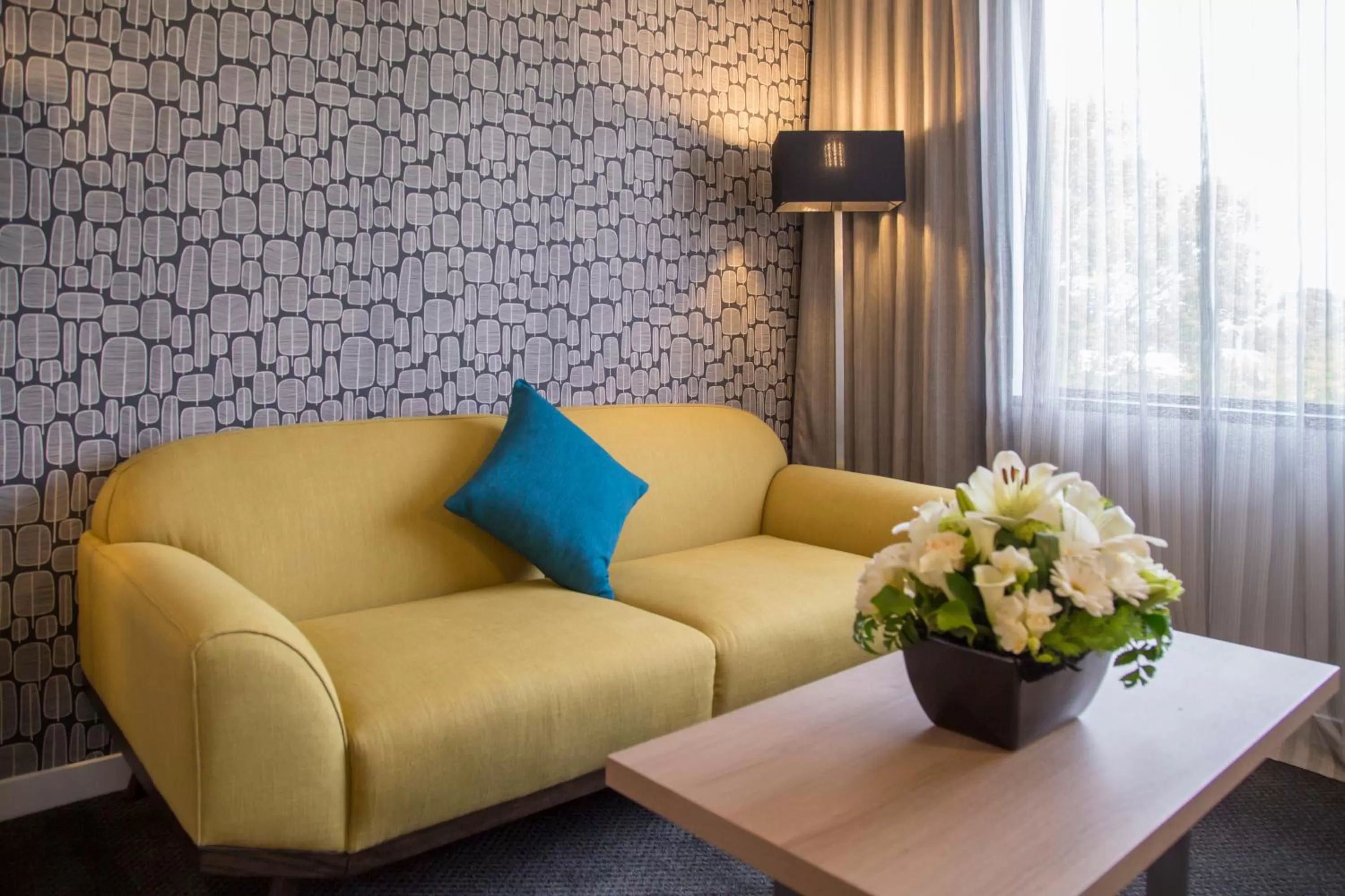 Seating area in Sudima Hotel Christchurch Airport