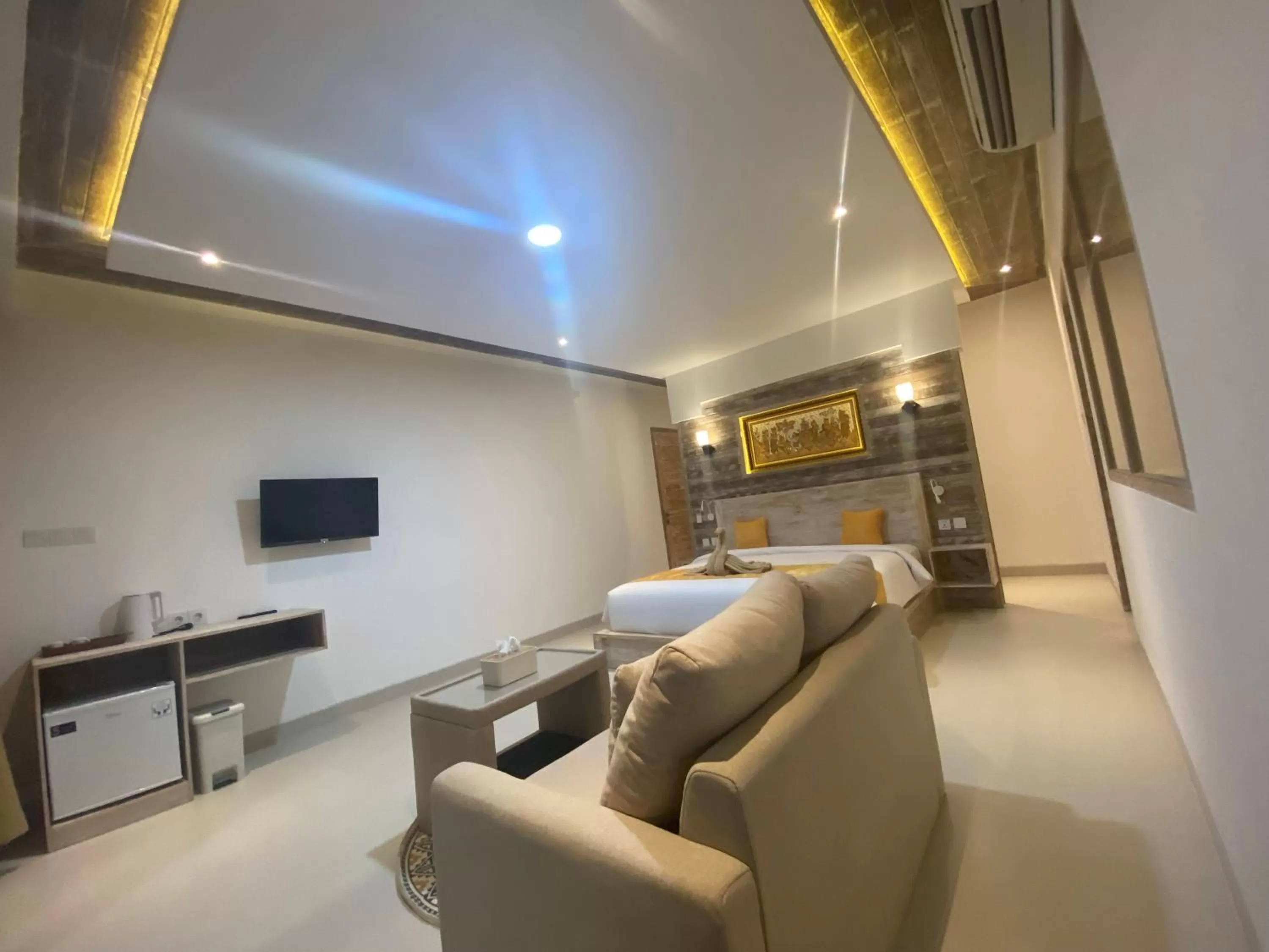 Photo of the whole room in The Kama