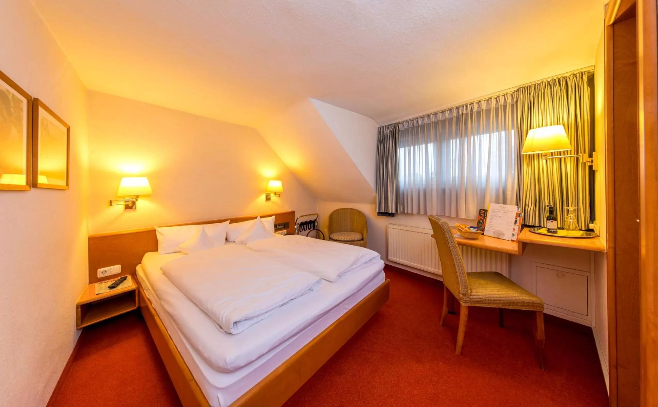 Photo of the whole room, Bed in CityHotel Kempten
