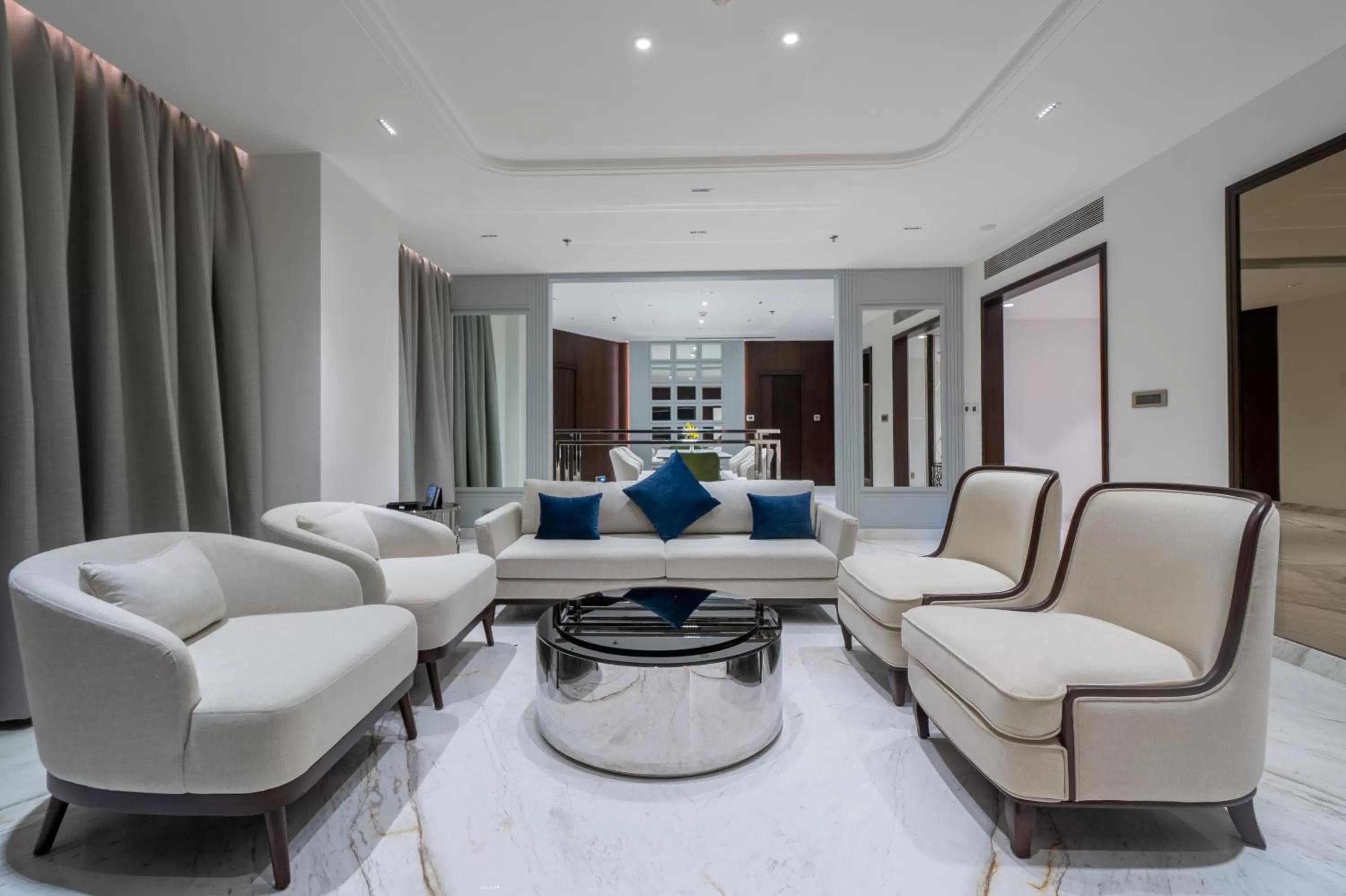 Living room in Taj Deccan