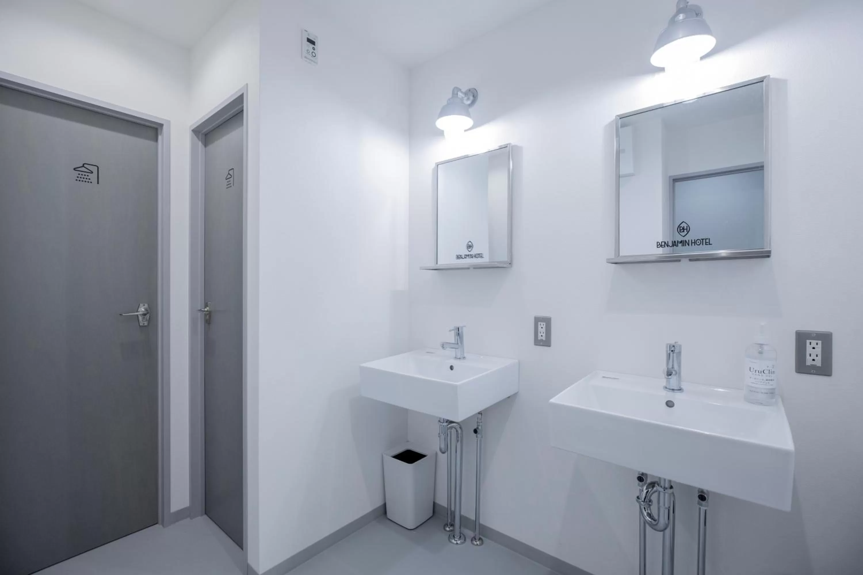 Shower in BENJAMIN HOTEL KANAZAWA