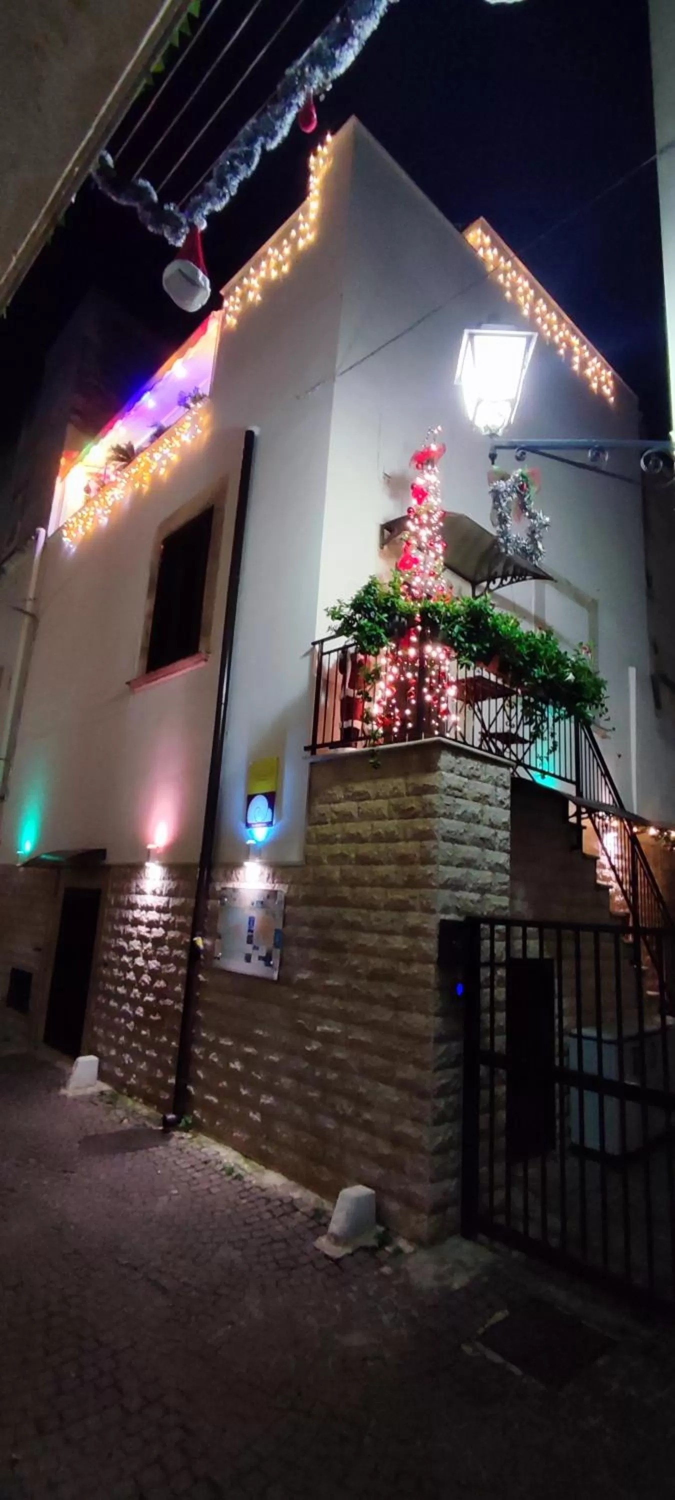 Property building in Comeacasa B&B